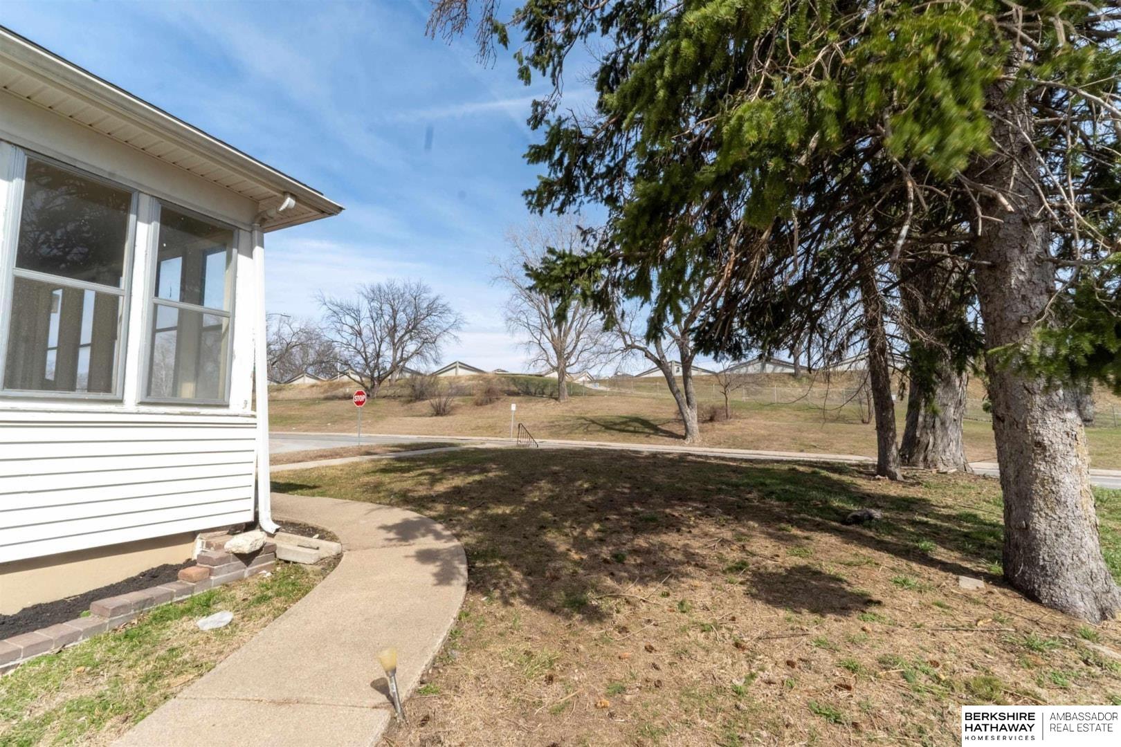 Omaha, Nebraska 68131, United States, 6 Bedrooms Bedrooms, ,4 BathroomsBathrooms,Residential,Active,116460