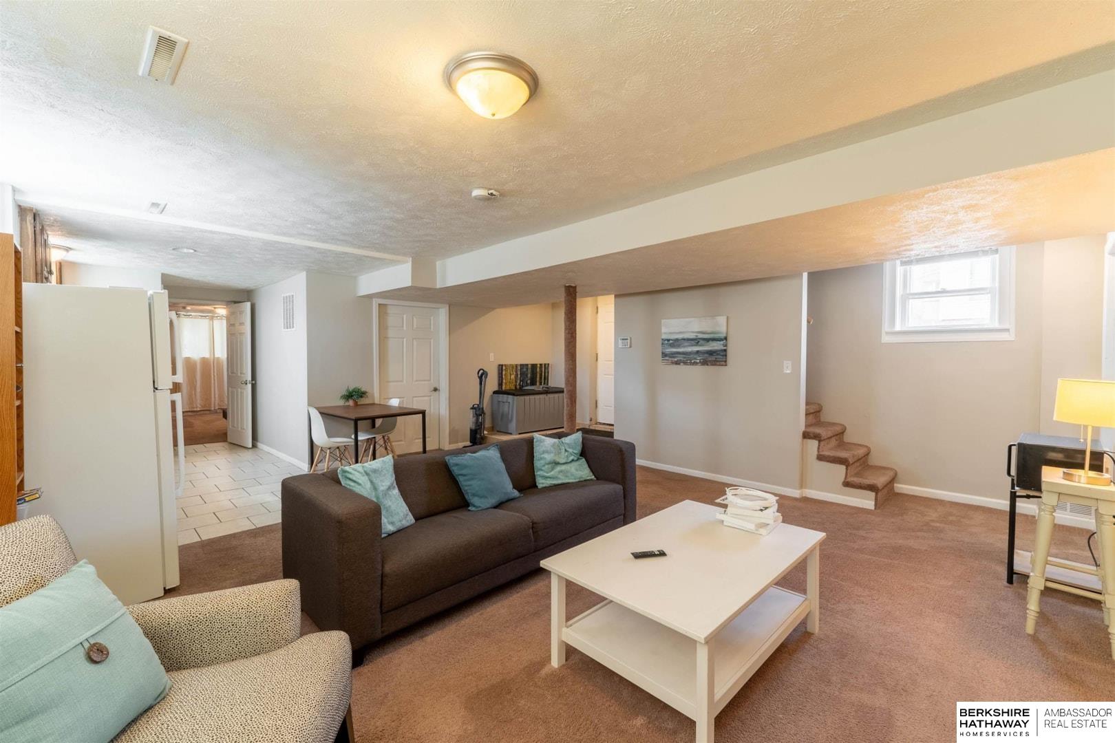 Omaha, Nebraska 68131, United States, 6 Bedrooms Bedrooms, ,4 BathroomsBathrooms,Residential,Active,116460