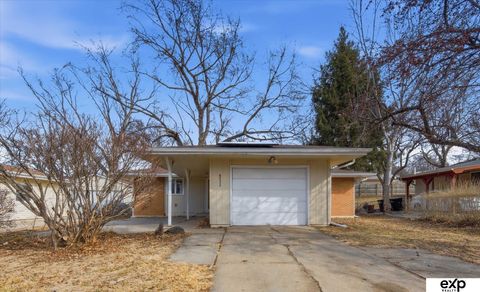 Photo of 8532 Templeton Drive, Omaha, NE 68134 (MLS # 22604301)