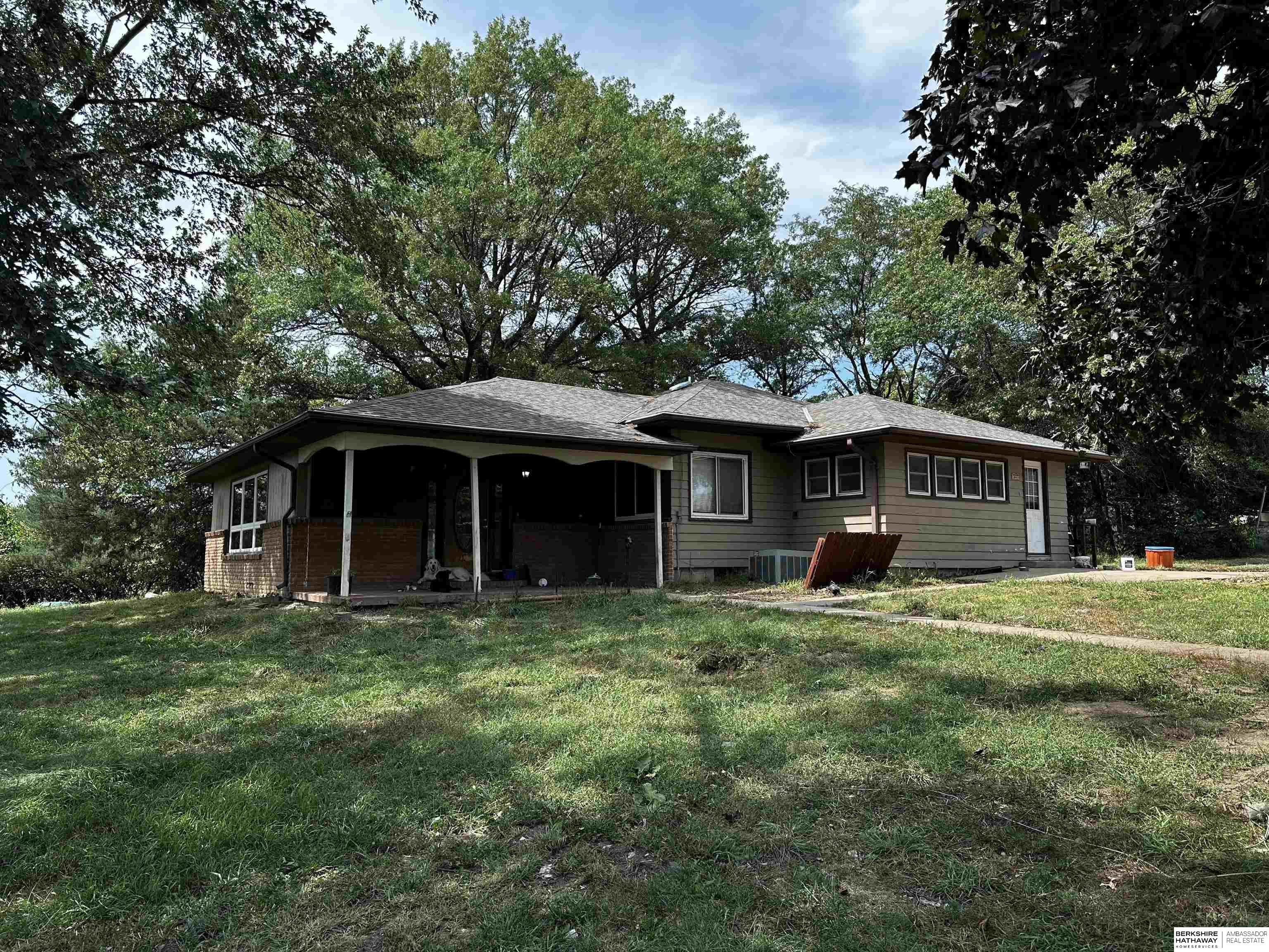 Tecumseh, Nebraska 68450, United States, 4 Bedrooms Bedrooms, ,2 BathroomsBathrooms,Residential,Active,194073