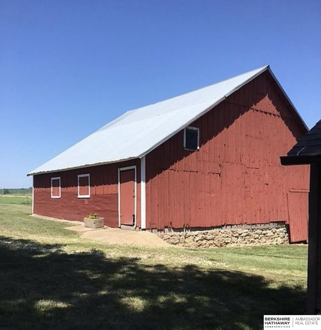 Tecumseh, Nebraska 68450, United States, 4 Bedrooms Bedrooms, ,2 BathroomsBathrooms,Residential,Active,194073