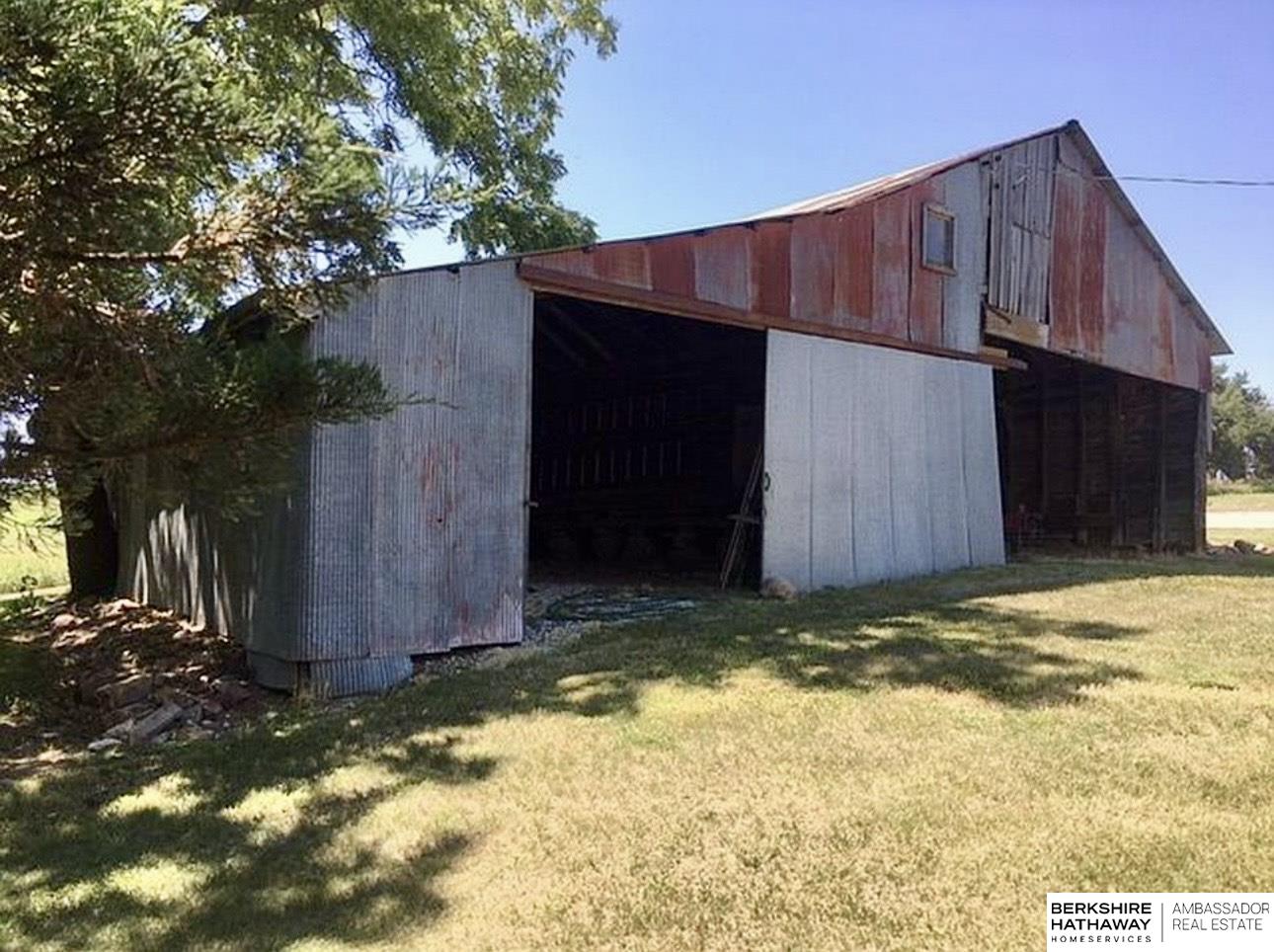 Tecumseh, Nebraska 68450, United States, 4 Bedrooms Bedrooms, ,2 BathroomsBathrooms,Residential,Active,194073