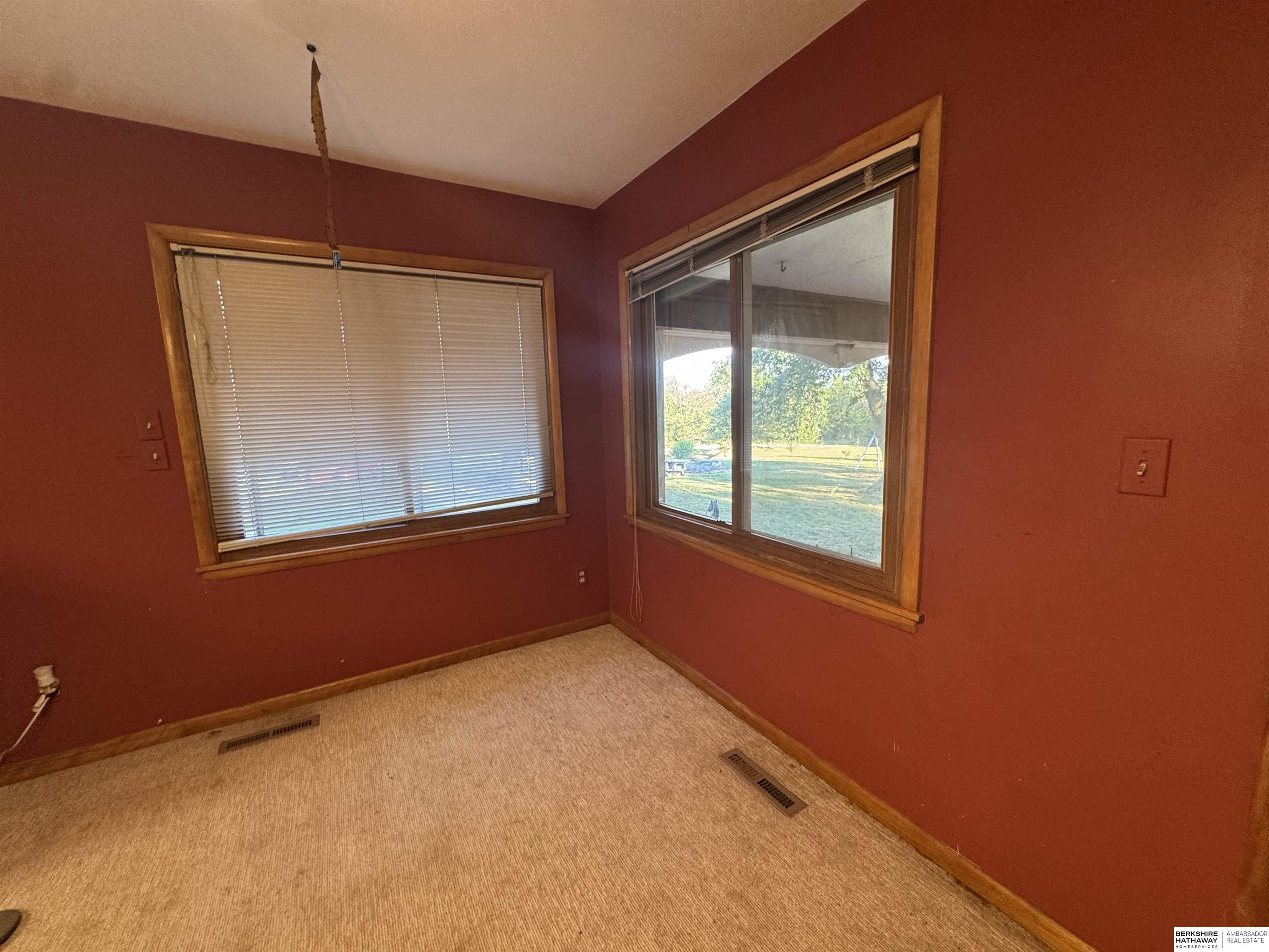 Tecumseh, Nebraska 68450, United States, 4 Bedrooms Bedrooms, ,2 BathroomsBathrooms,Residential,Active,194073