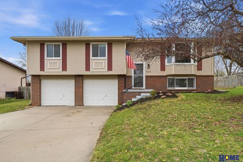 Photo of 4316 Faulkner Court, Lincoln, NE 68516 (MLS # 22608852)