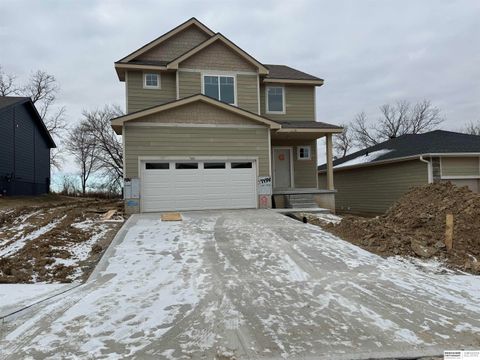 Photo of 7716 N 116th Avenue, Omaha, NE 68142 (MLS # 22602709)