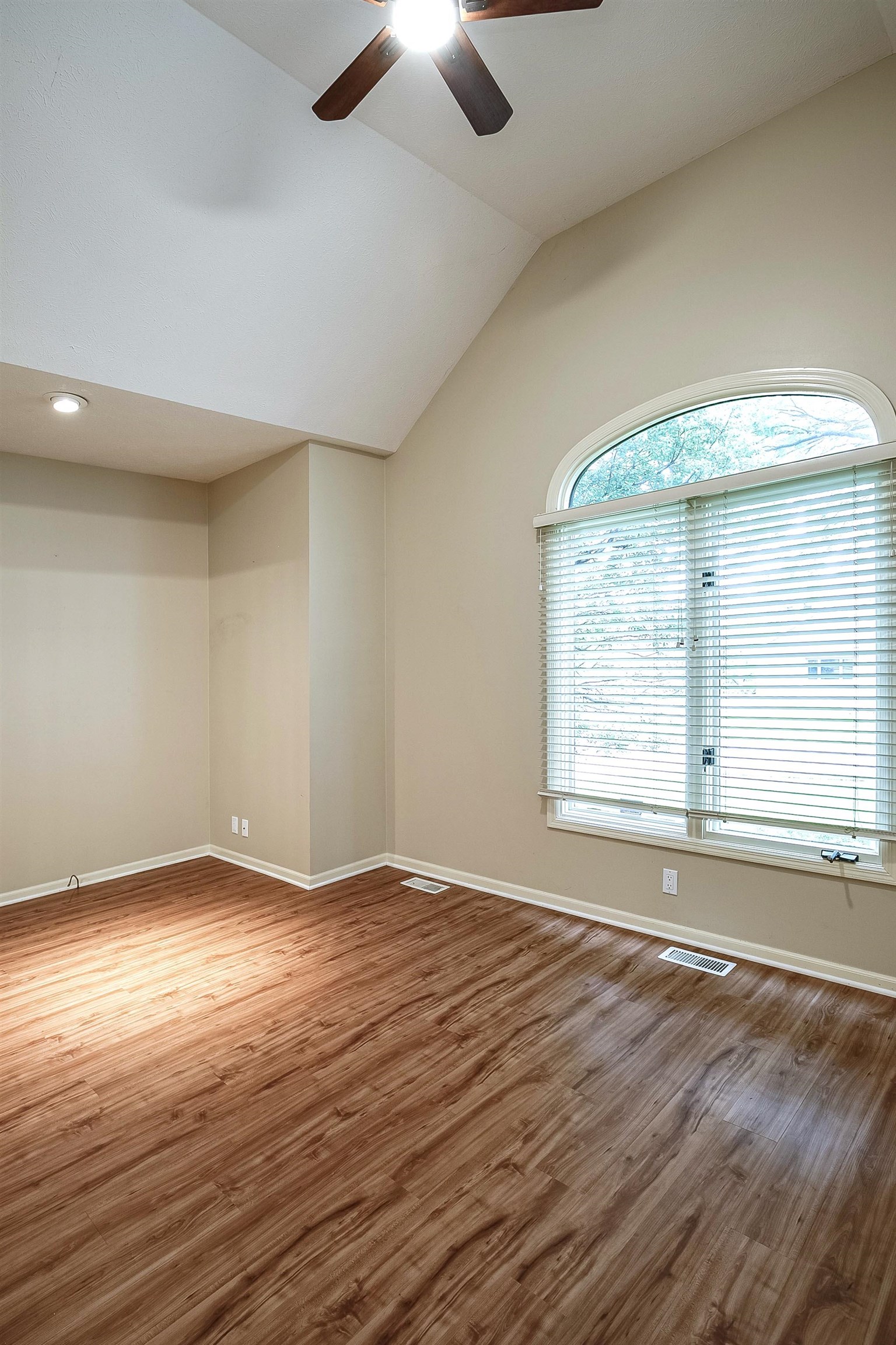 Omaha, Nebraska 68137, United States, 3 Bedrooms Bedrooms, ,3 BathroomsBathrooms,Residential,Active,140181