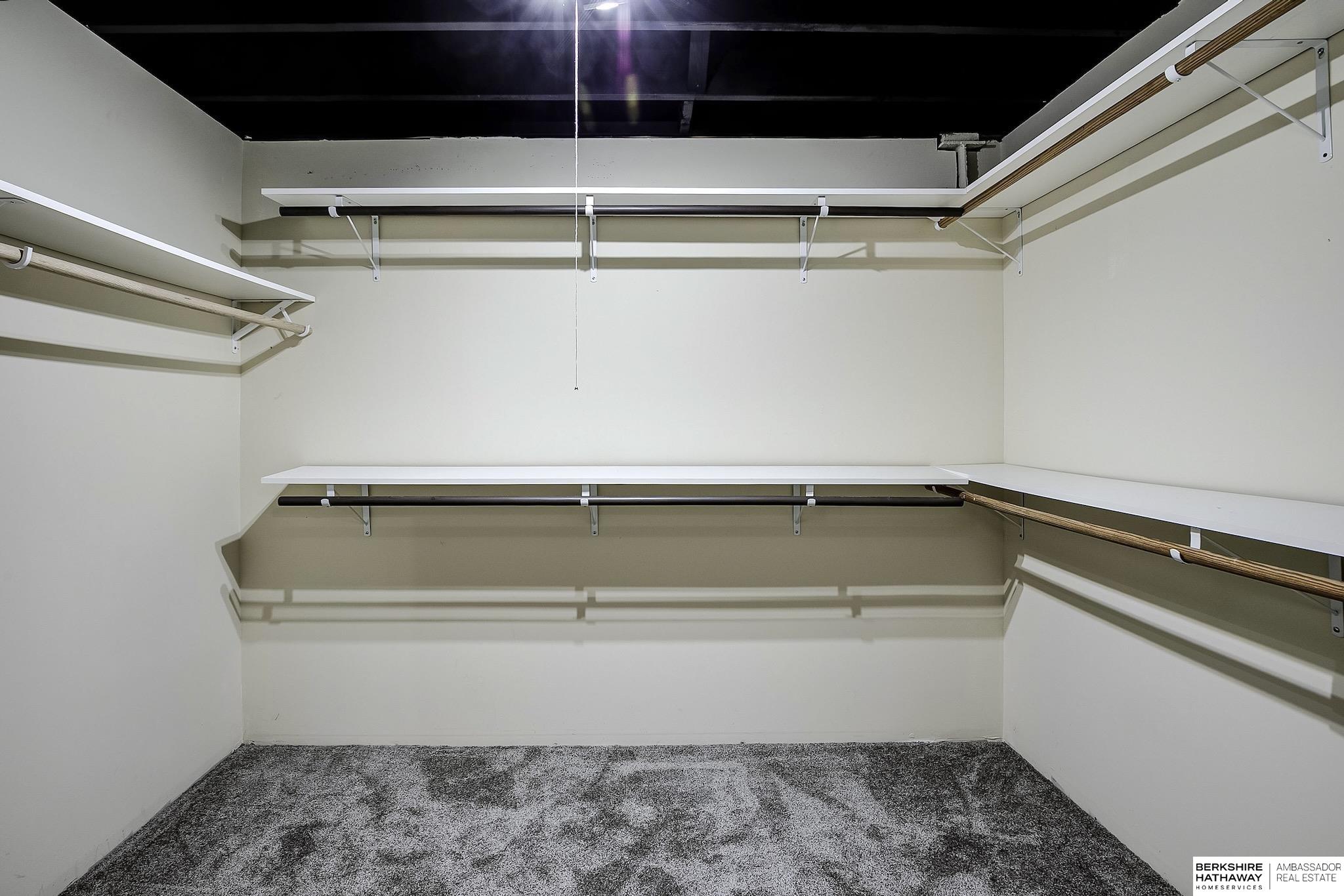 Omaha, Nebraska 68137, United States, 3 Bedrooms Bedrooms, ,3 BathroomsBathrooms,Residential,Active,140181