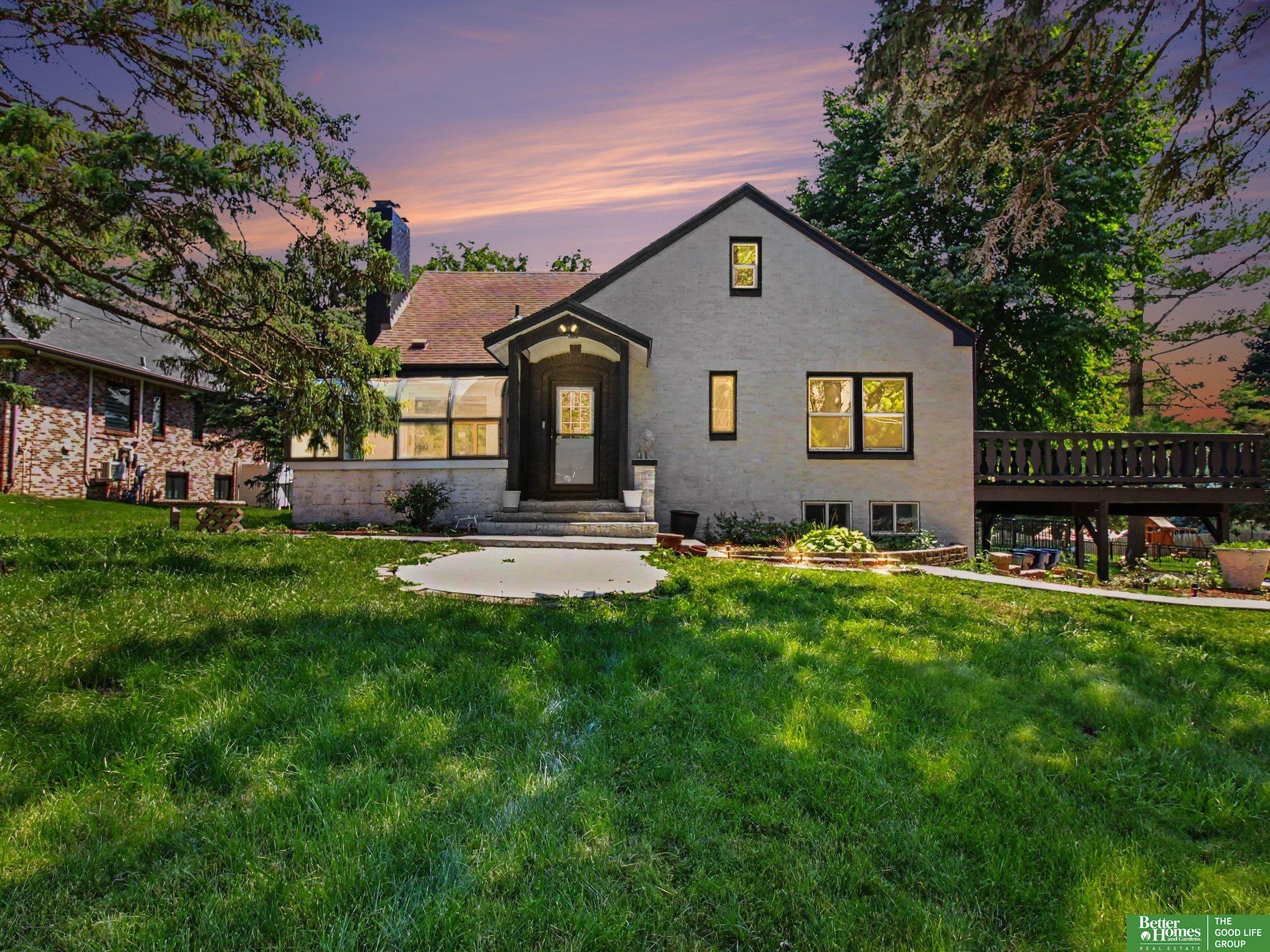 Photo 1 of 38 — 306 Bellevue Boulevard, Bellevue, NE 68005