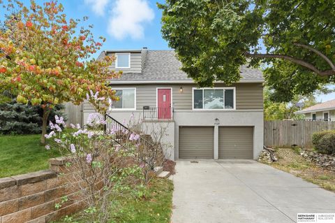 Photo of 7529 Grover Street, Omaha, NE 68124 (MLS # 22529631)