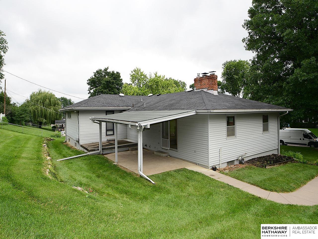 Omaha, Nebraska 68144, United States, 4 Bedrooms Bedrooms, ,3 BathroomsBathrooms,Residential,Active,183402