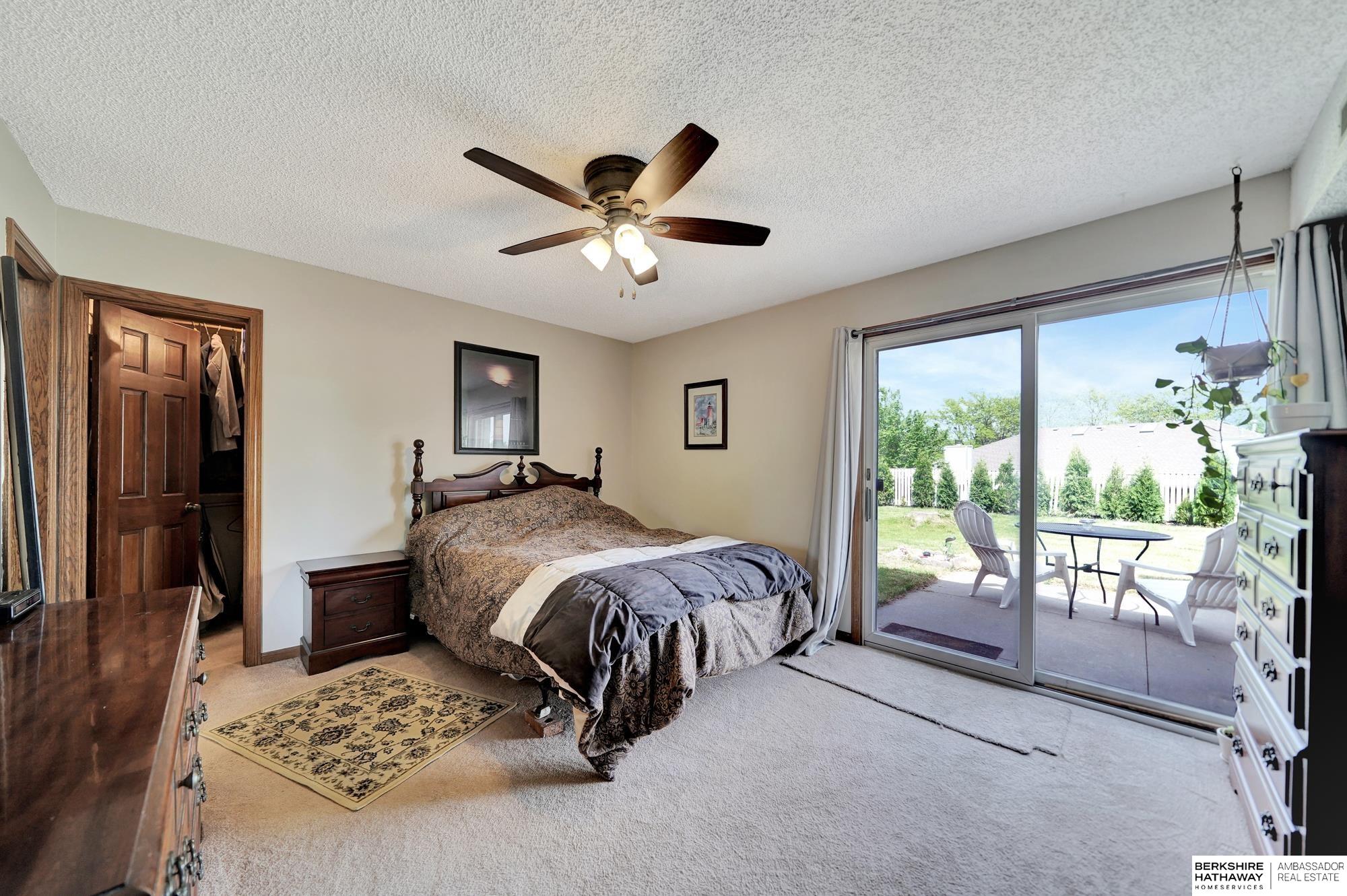 Lincoln, Nebraska 68510, United States, 2 Bedrooms Bedrooms, ,2 BathroomsBathrooms,Residential,Pending,126218