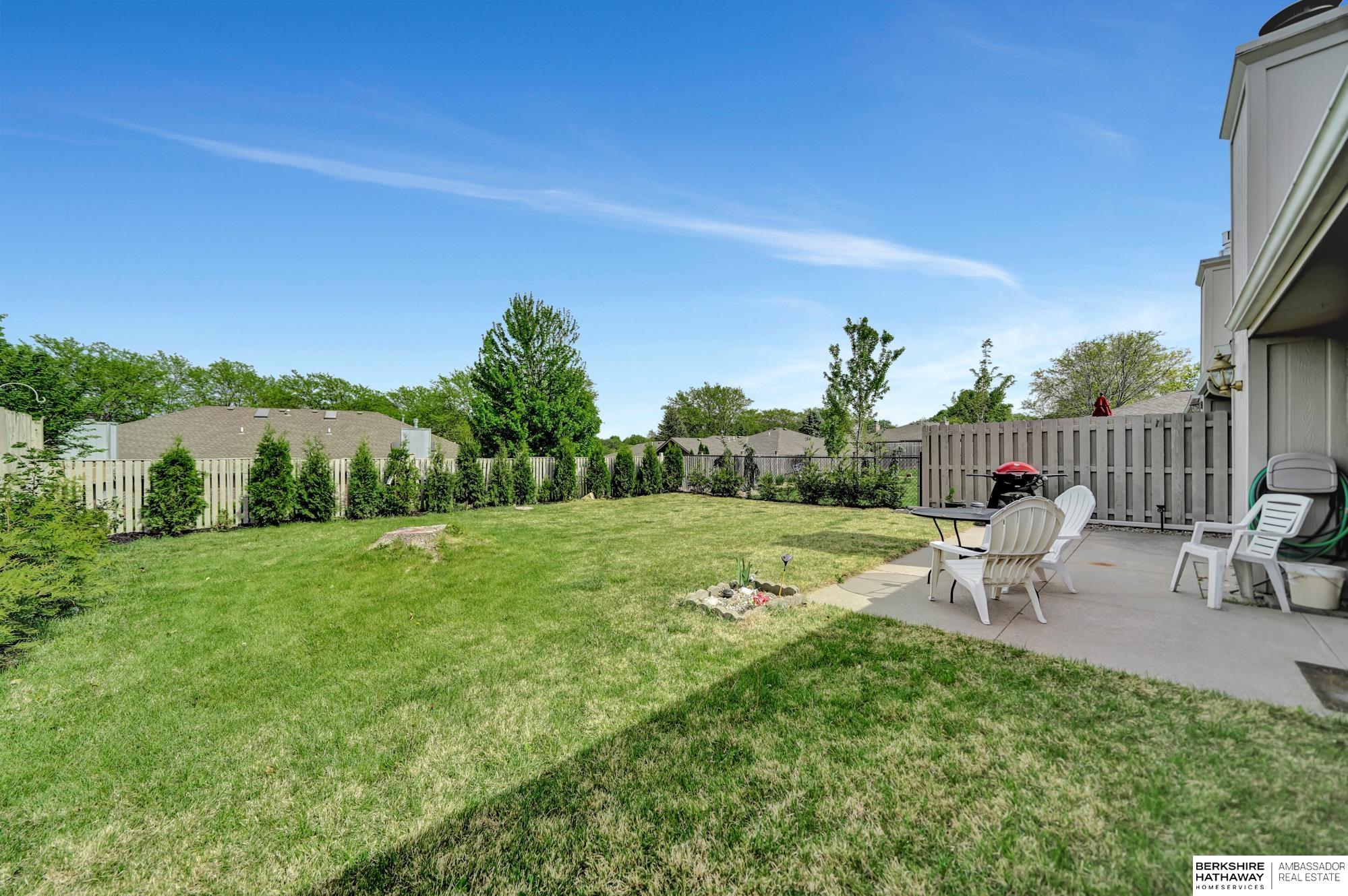 Lincoln, Nebraska 68510, United States, 2 Bedrooms Bedrooms, ,2 BathroomsBathrooms,Residential,Pending,126218