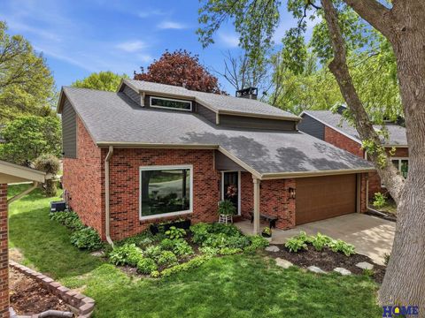 Photo of 7223 Shamrock Court, Lincoln, NE 68506 (MLS # 22611332)