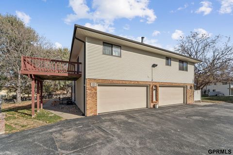 Photo of 823 N 123 Court, Omaha, NE 68154 (MLS # 22605294)
