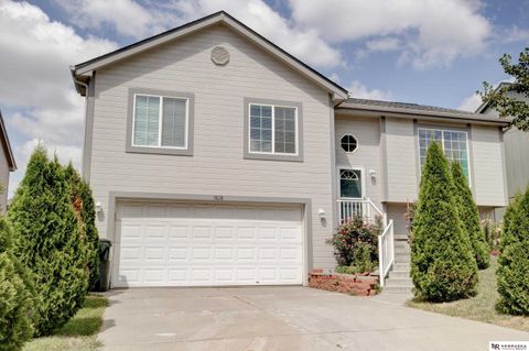 Photo of 7420 Hanover Street, Omaha, NE 68122 (MLS # 22523303)