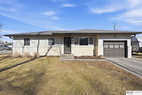 Photo of 212 W Waring Street, Valley, NE 68064 (MLS # 22604175)