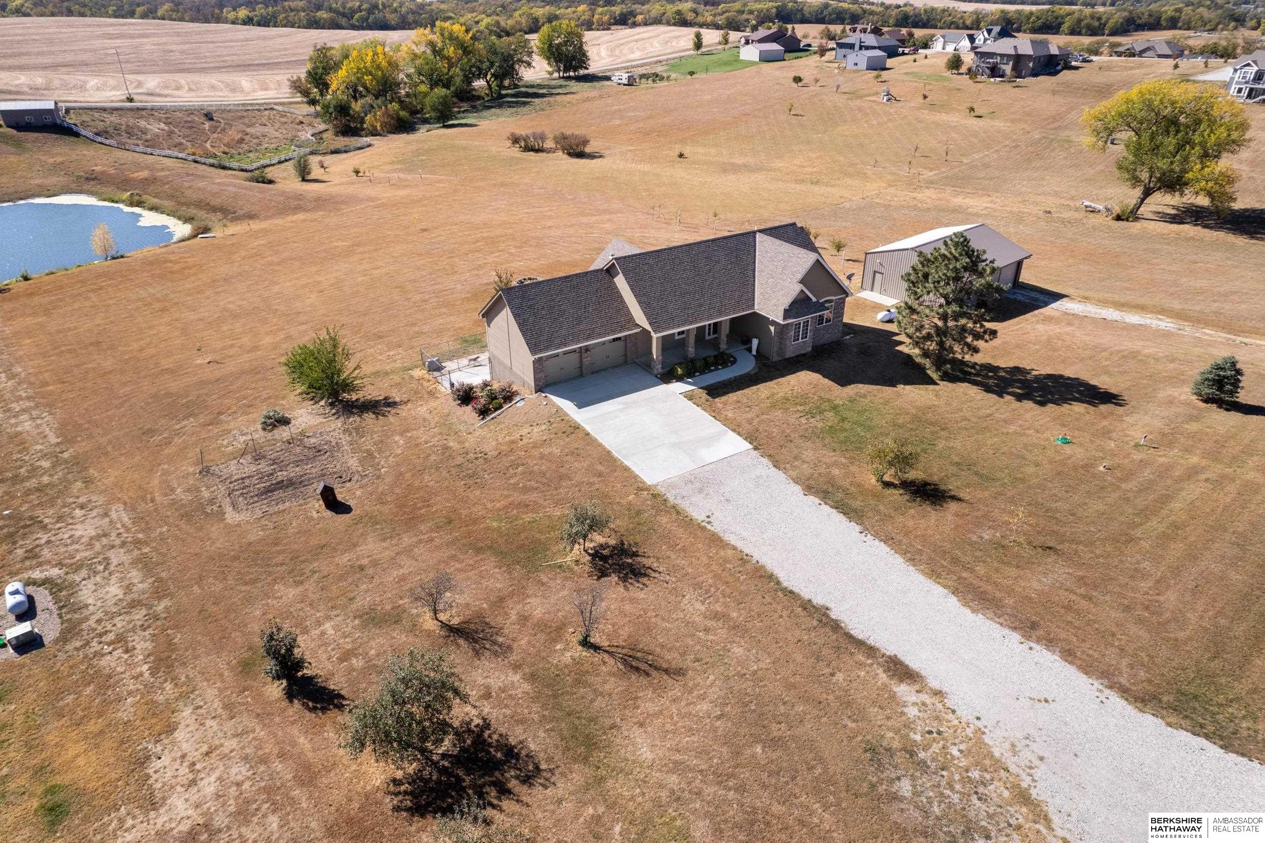 Louisville, Nebraska 68037, United States, 4 Bedrooms Bedrooms, ,3 BathroomsBathrooms,Residential,Active,85761