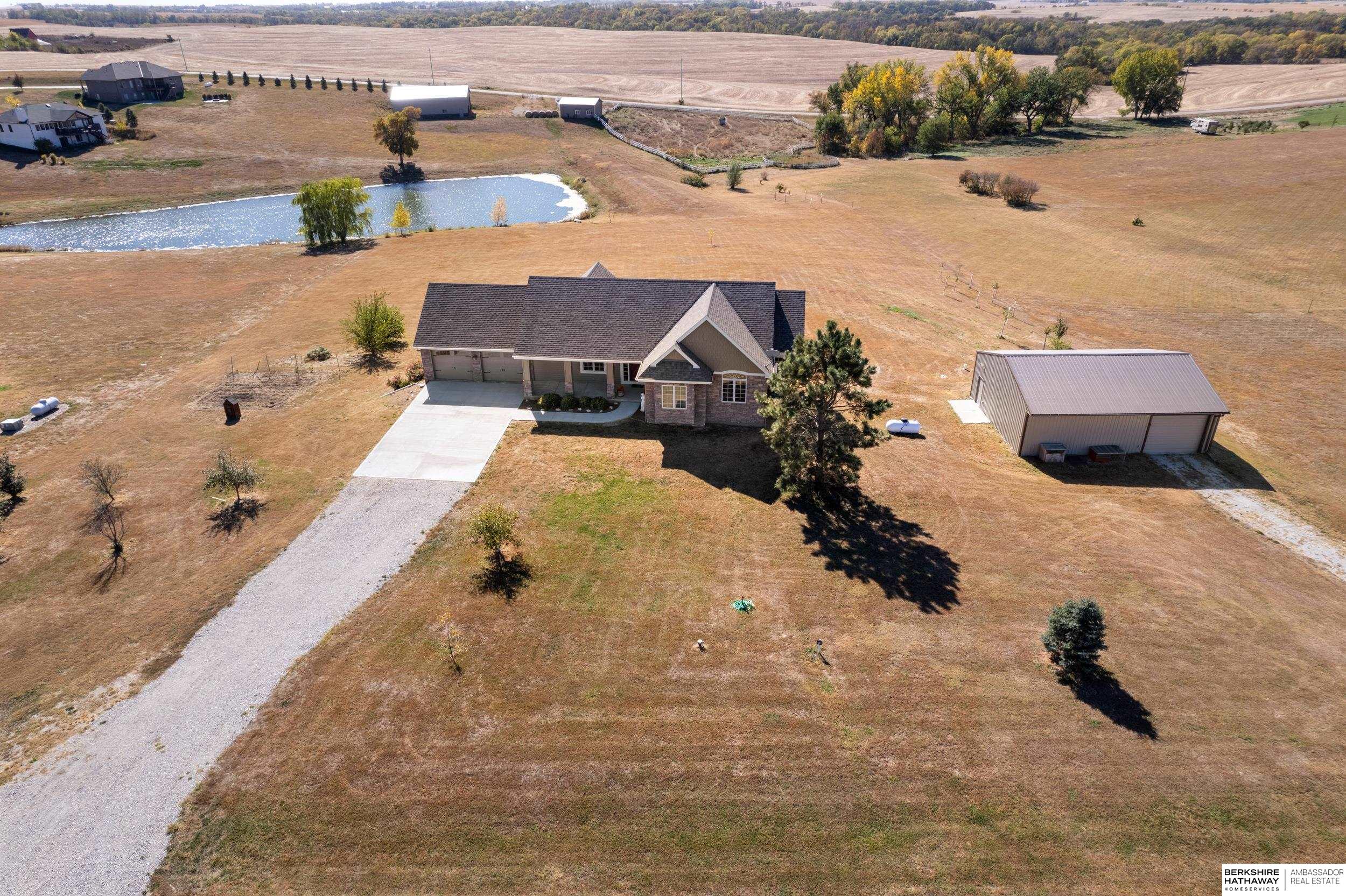 Louisville, Nebraska 68037, United States, 4 Bedrooms Bedrooms, ,3 BathroomsBathrooms,Residential,Active,85761