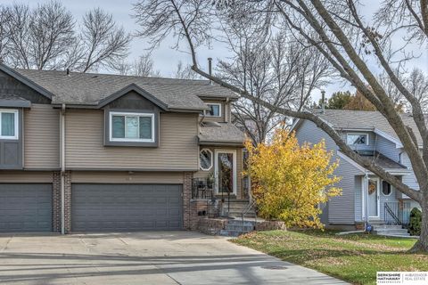 Photo of 6617 S 108th Avenue, Omaha, NE 68137 (MLS # 22606177)