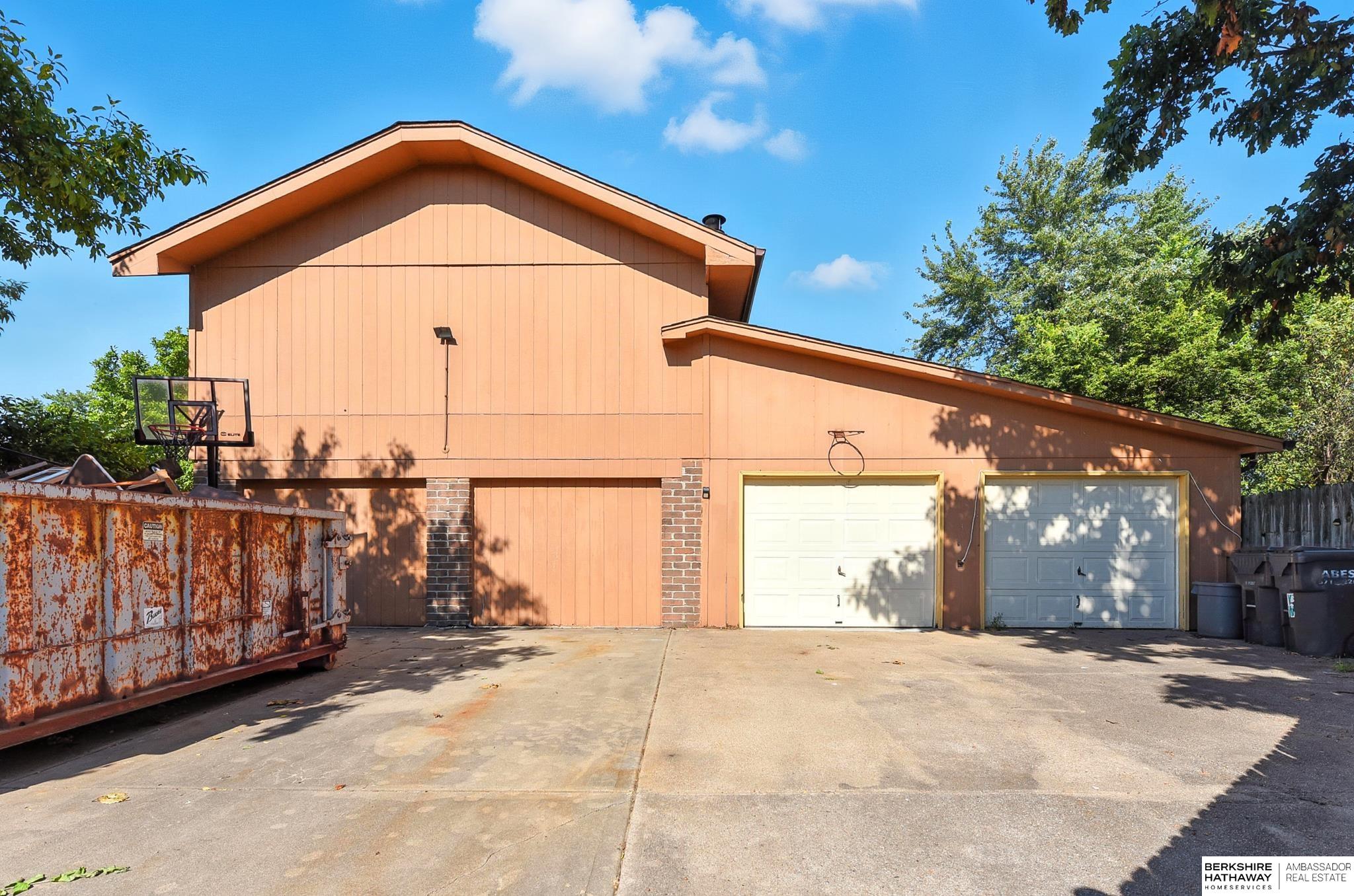 Omaha, Nebraska 68138, United States, 3 Bedrooms Bedrooms, ,2 BathroomsBathrooms,Residential,Active,188856