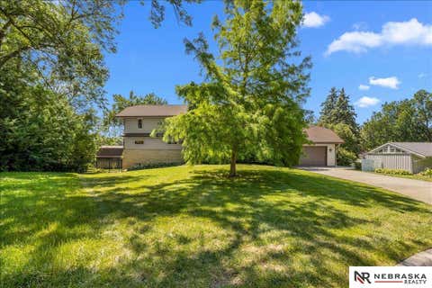 Photo of 3235 S Summit Boulevard, Lincoln, NE 68502 (MLS # 22620771)
