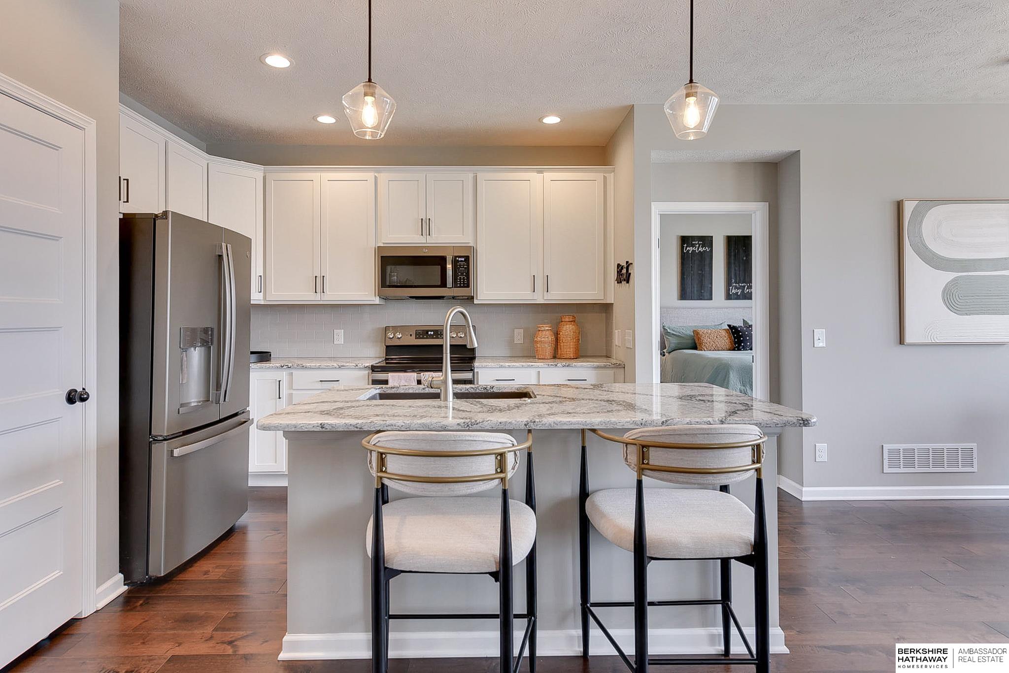 Gretna, Nebraska 68028, United States, 3 Bedrooms Bedrooms, ,3 BathroomsBathrooms,Residential,Pending,120925