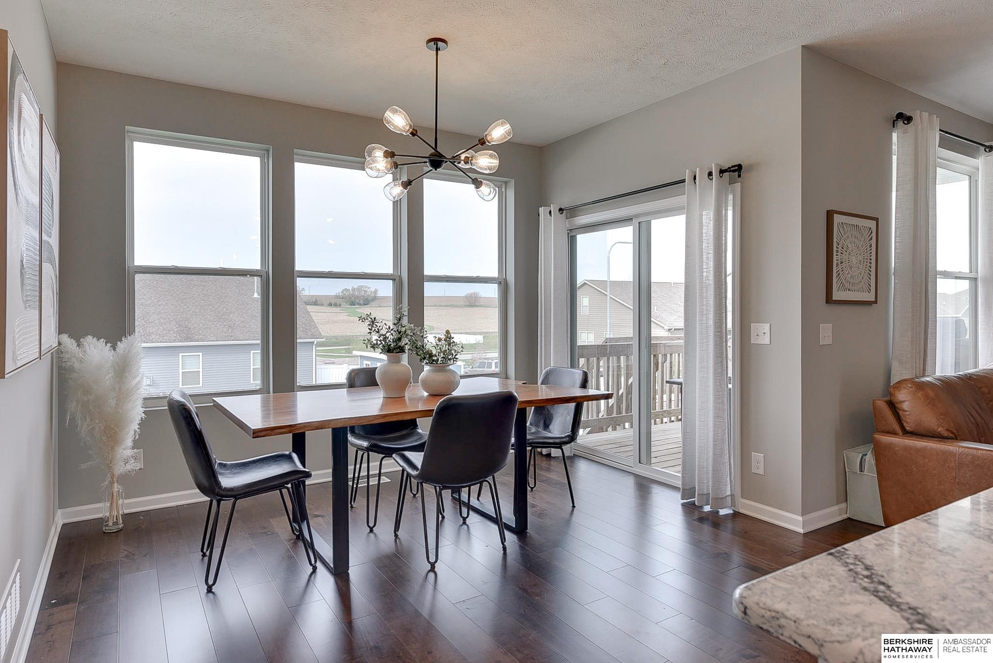 Gretna, Nebraska 68028, United States, 3 Bedrooms Bedrooms, ,3 BathroomsBathrooms,Residential,Pending,120925