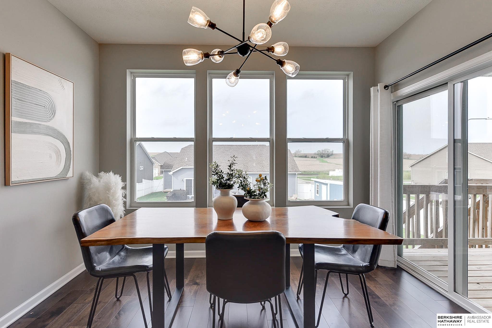 Gretna, Nebraska 68028, United States, 3 Bedrooms Bedrooms, ,3 BathroomsBathrooms,Residential,Pending,120925