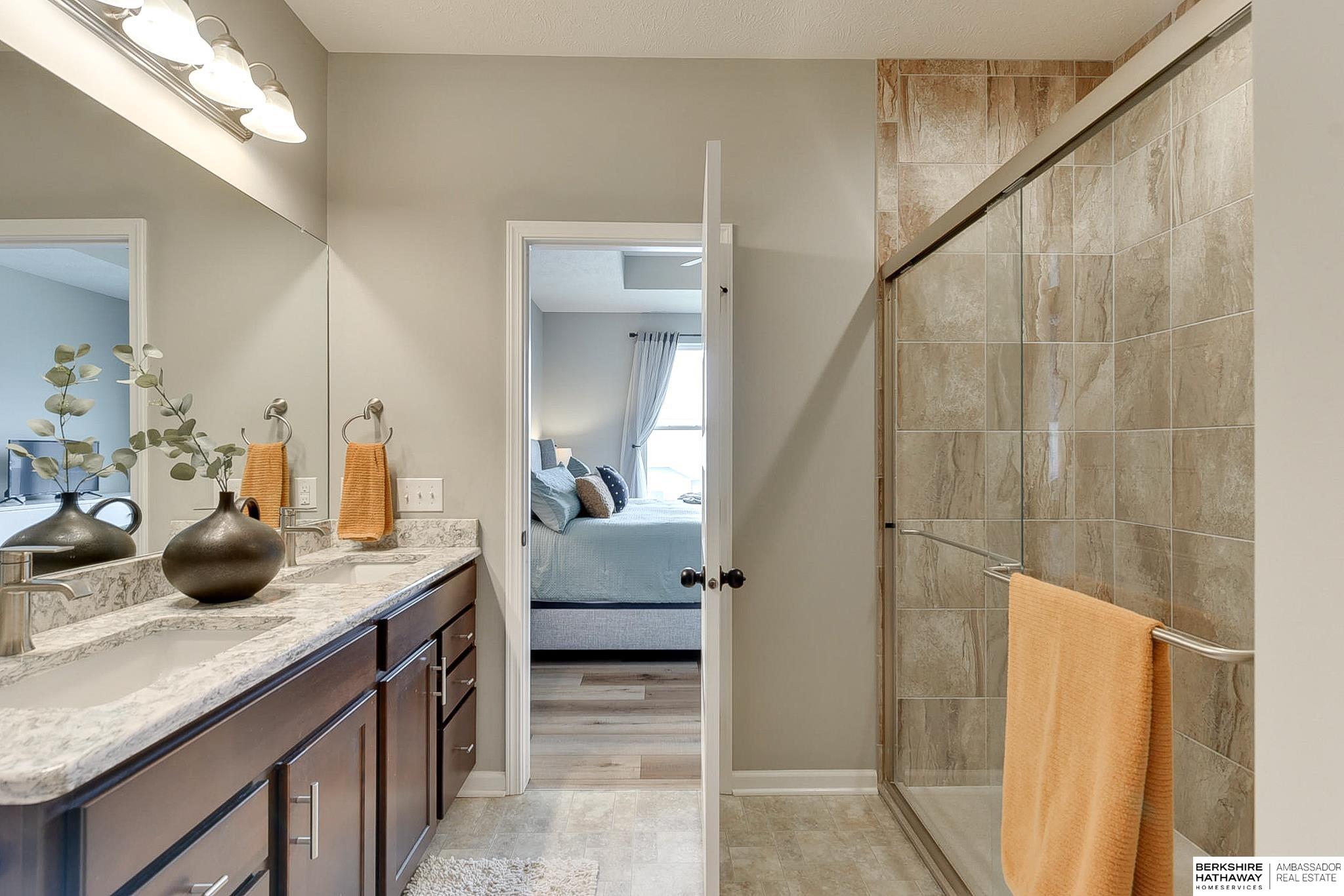 Gretna, Nebraska 68028, United States, 3 Bedrooms Bedrooms, ,3 BathroomsBathrooms,Residential,Pending,120925