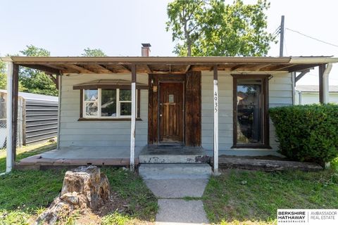 Photo of 4935 N 15 Street, Omaha, NE 68110 (MLS # 22519088)