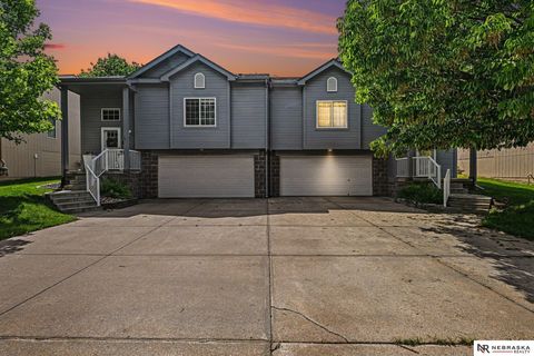 Photo of 5110 N 154 Street, Omaha, NE 68116 (MLS # 22614074)
