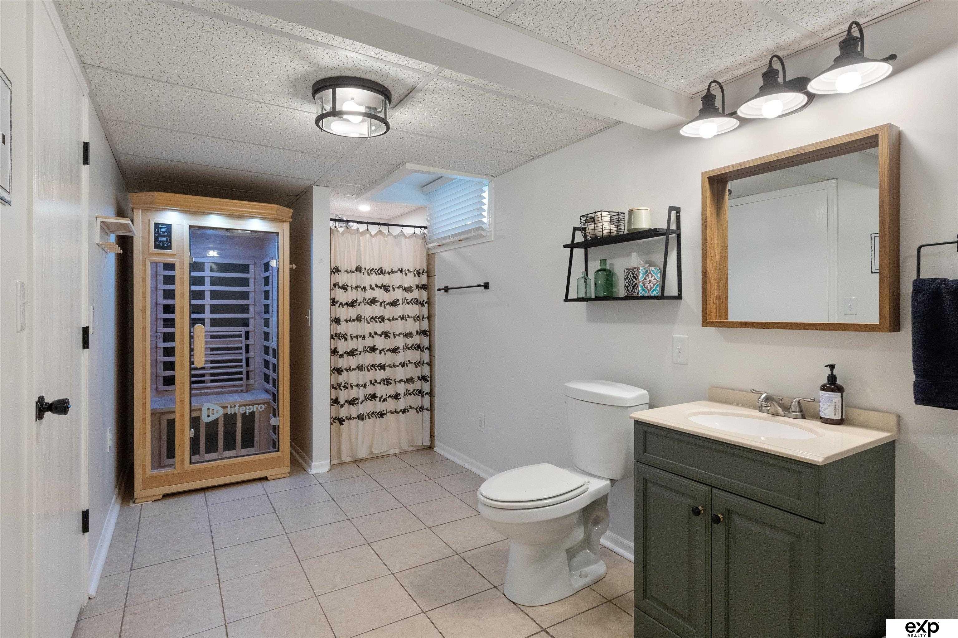 Omaha, Nebraska 68106, United States, 3 Bedrooms Bedrooms, ,3 BathroomsBathrooms,Residential,Active,168082