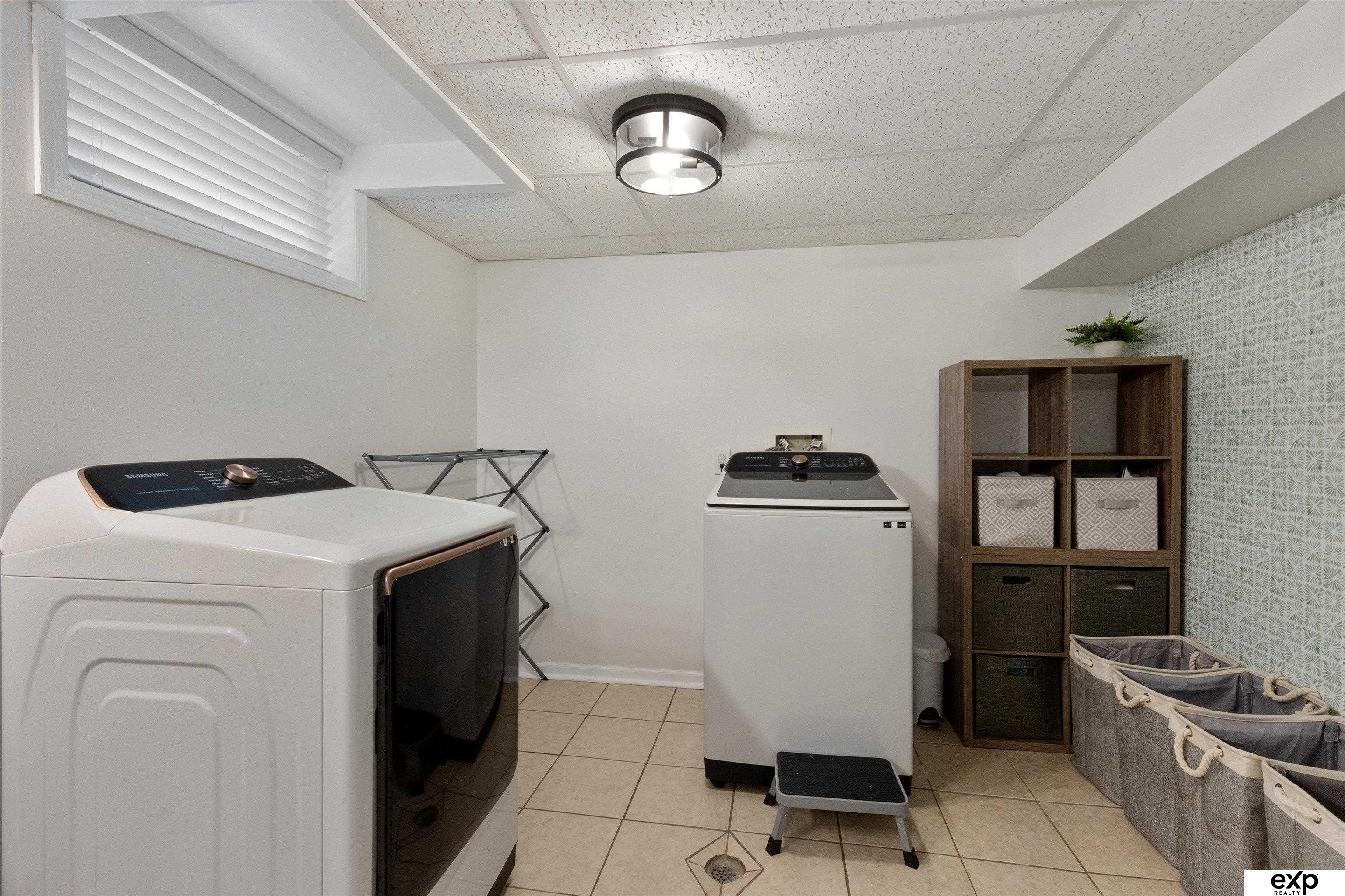 Omaha, Nebraska 68106, United States, 3 Bedrooms Bedrooms, ,3 BathroomsBathrooms,Residential,Active,168082