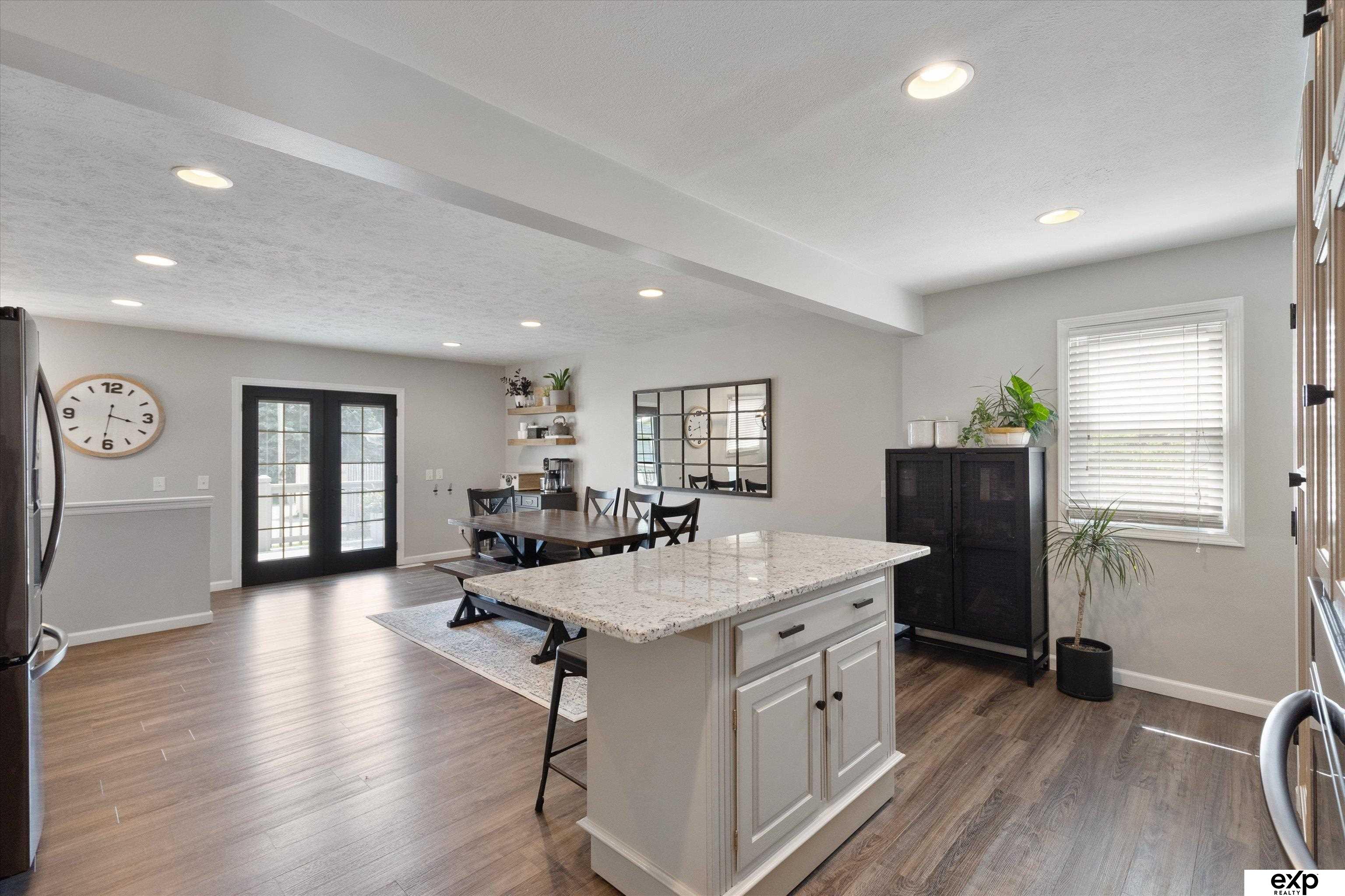 Omaha, Nebraska 68106, United States, 3 Bedrooms Bedrooms, ,3 BathroomsBathrooms,Residential,Active,168082