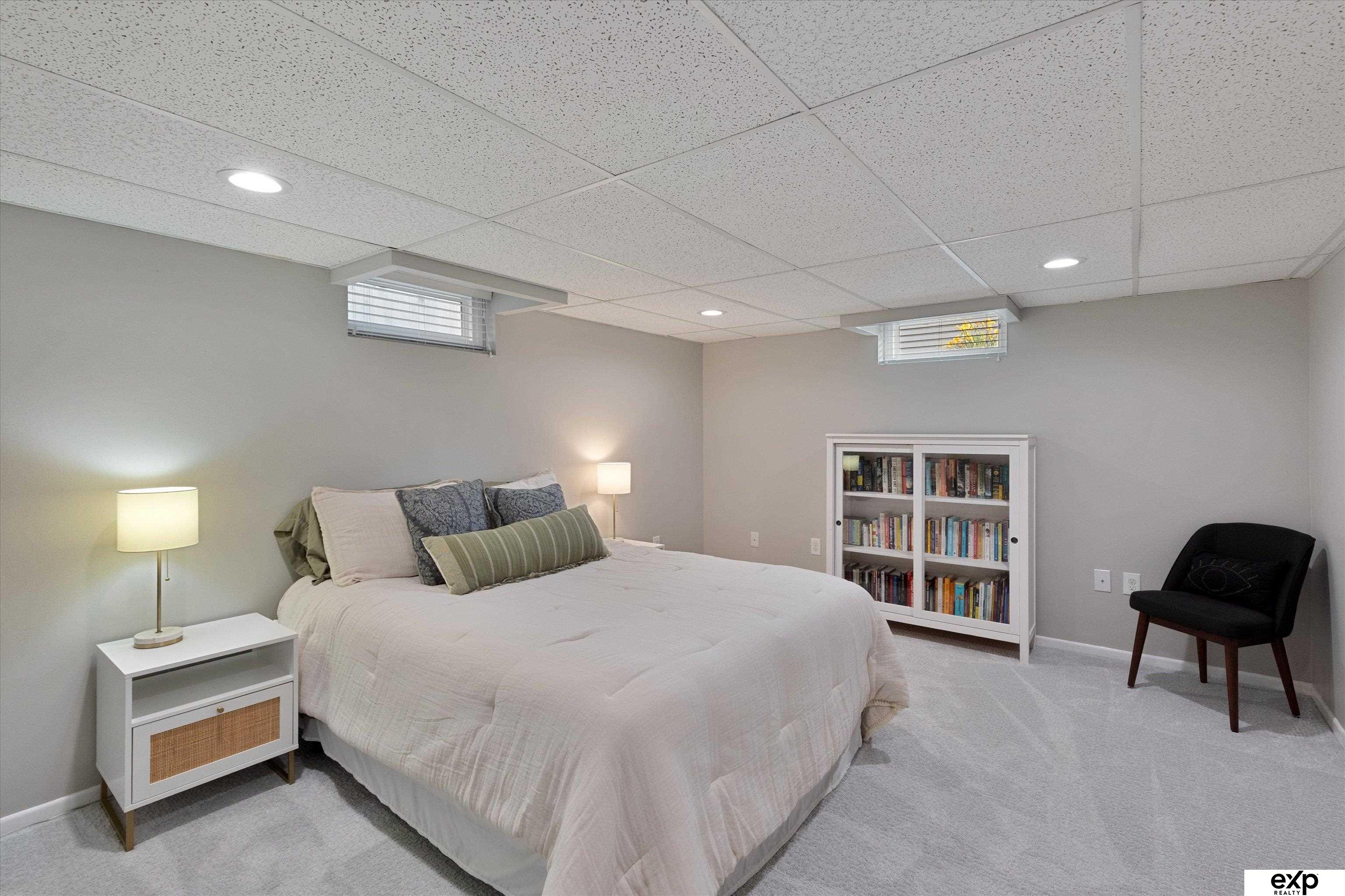 Omaha, Nebraska 68106, United States, 3 Bedrooms Bedrooms, ,3 BathroomsBathrooms,Residential,Active,168082