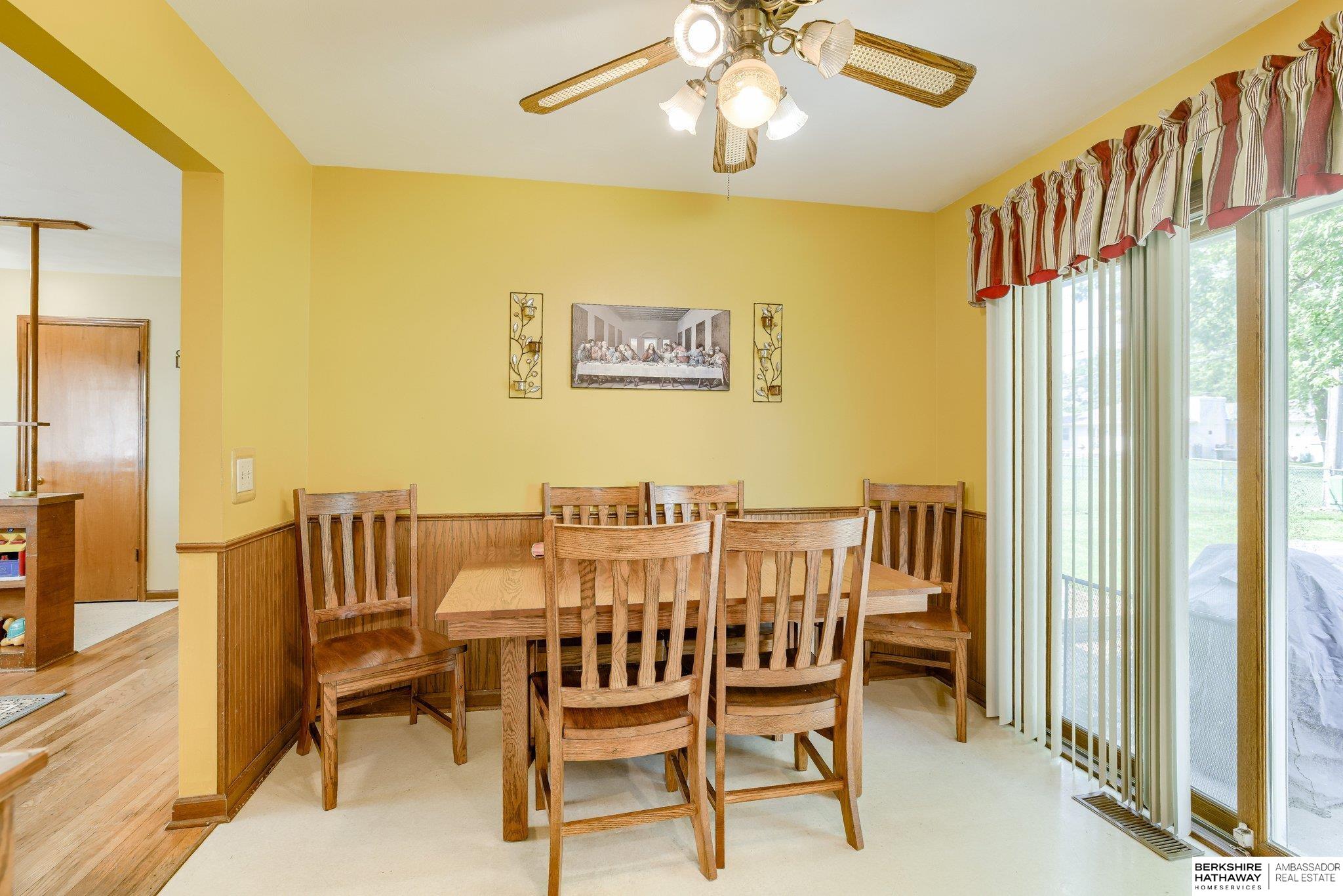 Springfield, Nebraska 68059, United States, 3 Bedrooms Bedrooms, ,2 BathroomsBathrooms,Residential,Pending,151850