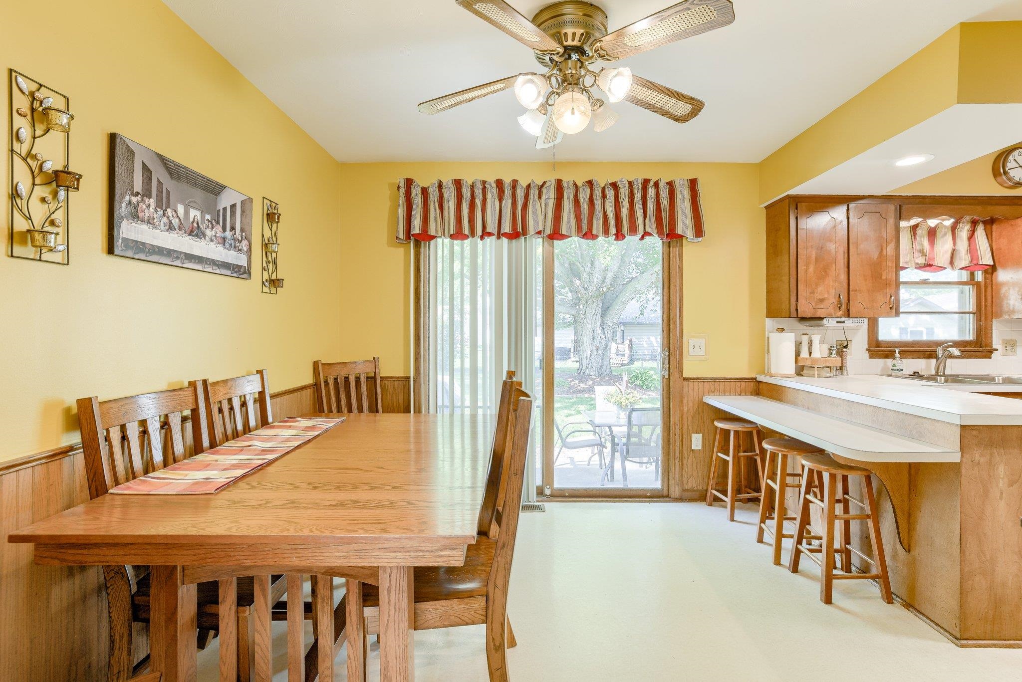 Springfield, Nebraska 68059, United States, 3 Bedrooms Bedrooms, ,2 BathroomsBathrooms,Residential,Pending,151850