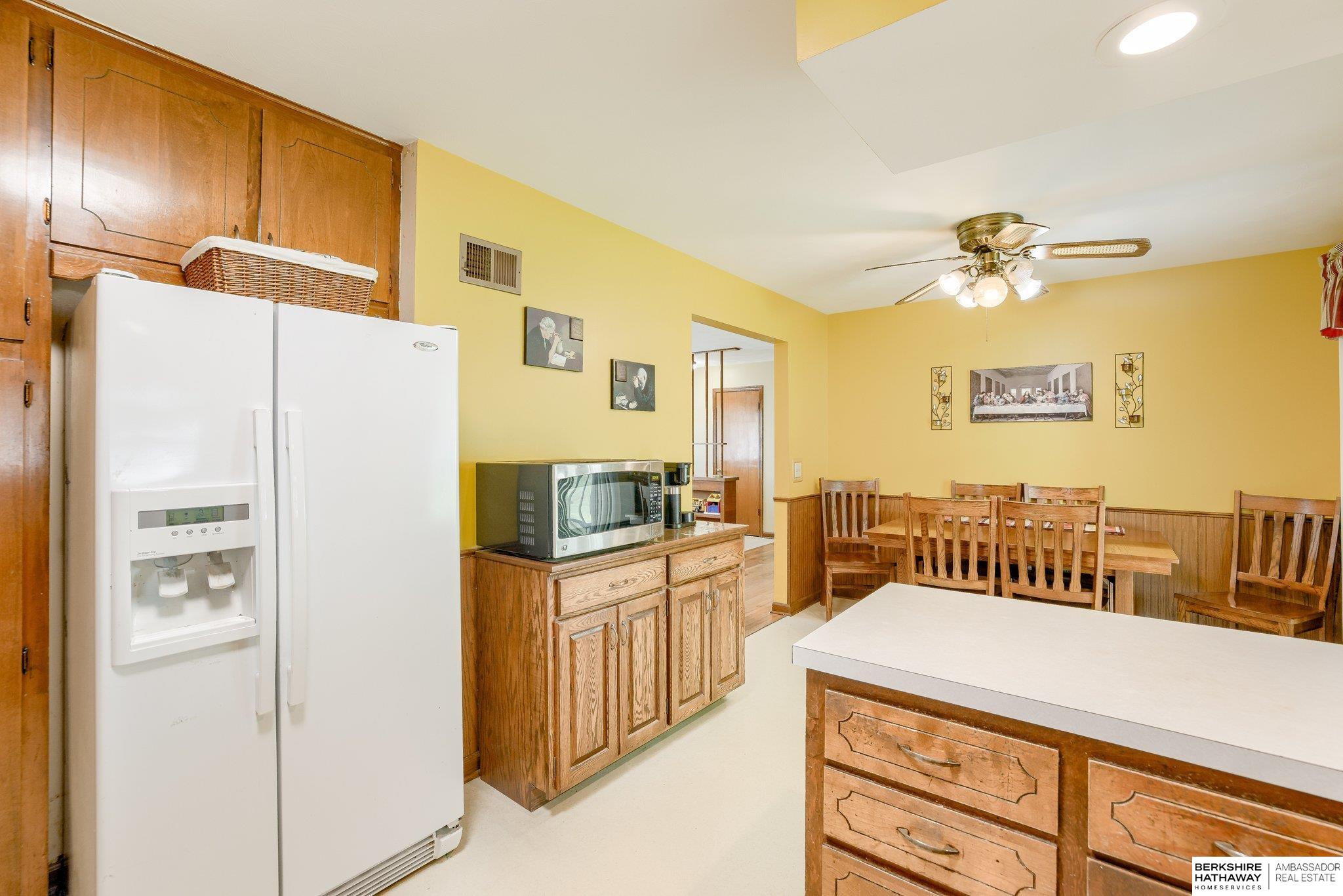 Springfield, Nebraska 68059, United States, 3 Bedrooms Bedrooms, ,2 BathroomsBathrooms,Residential,Pending,151850