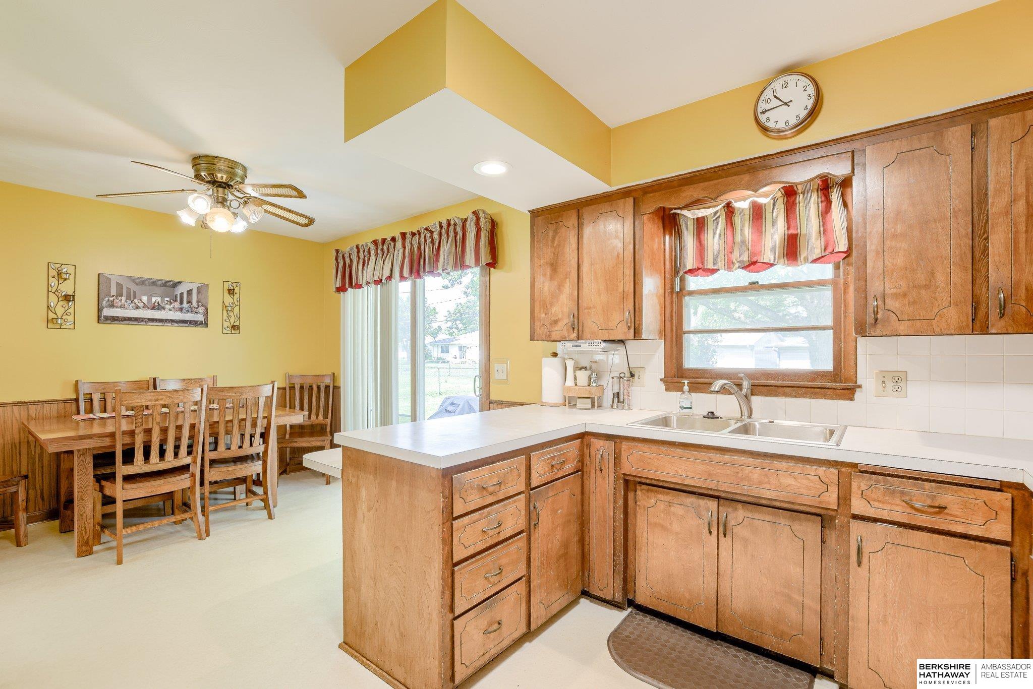 Springfield, Nebraska 68059, United States, 3 Bedrooms Bedrooms, ,2 BathroomsBathrooms,Residential,Pending,151850