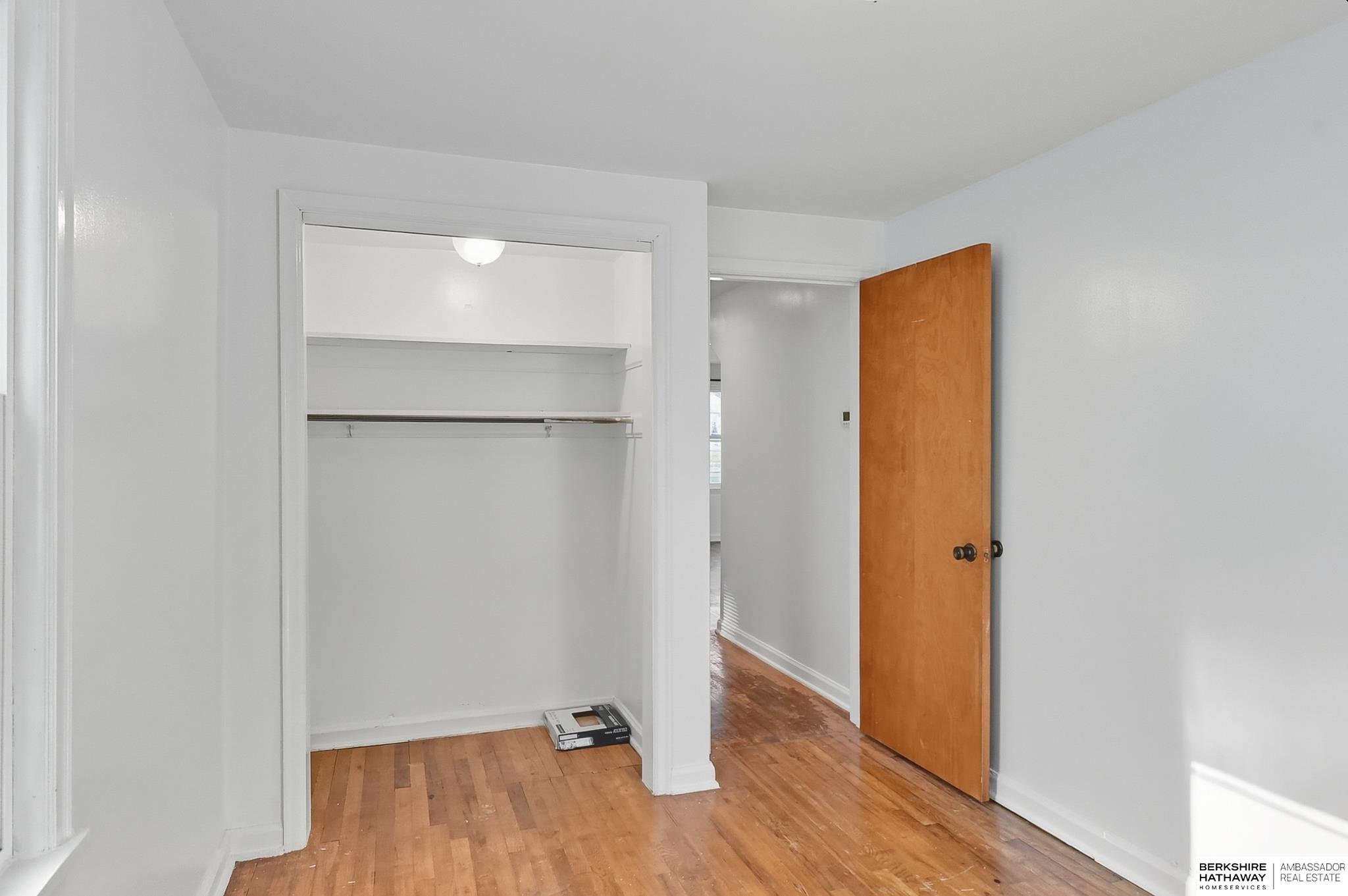 Bellevue, Nebraska 68005, United States, 2 Bedrooms Bedrooms, ,1 BathroomBathrooms,Residential,Active,211316