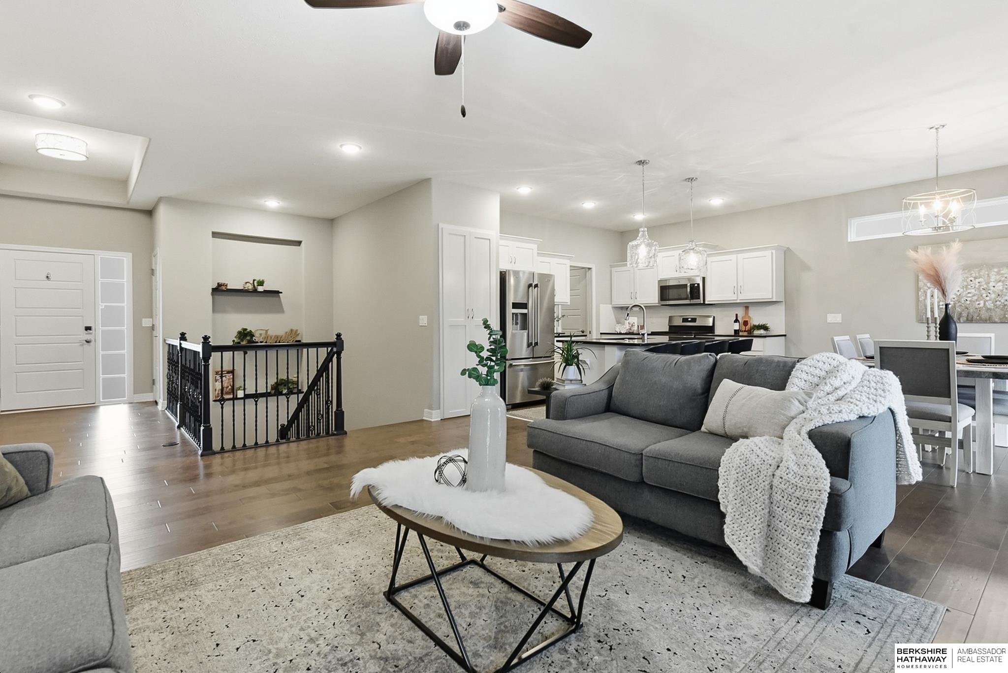 Omaha, Nebraska 68136, United States, 3 Bedrooms Bedrooms, ,3 BathroomsBathrooms,Residential,Active,248059