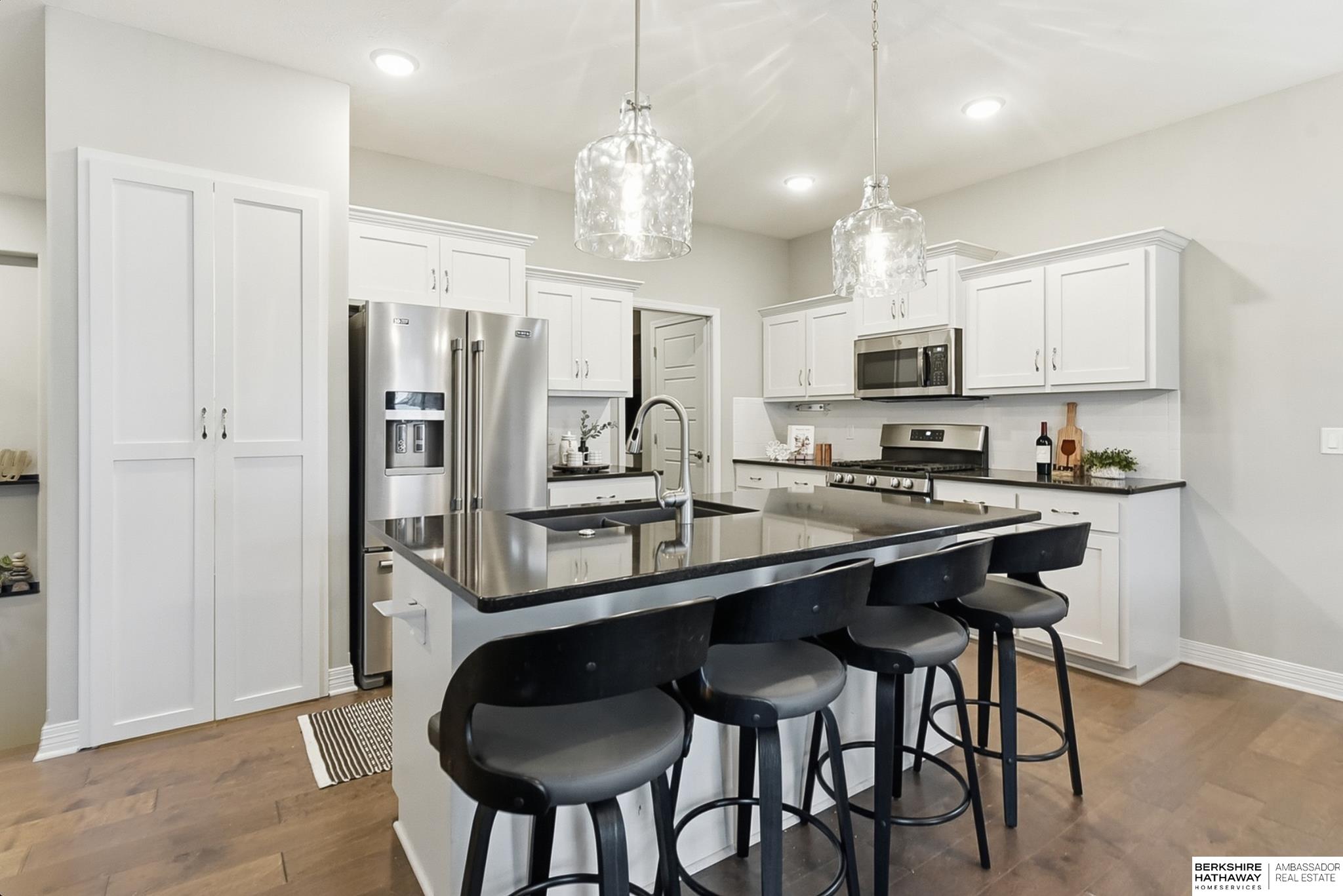 Omaha, Nebraska 68136, United States, 3 Bedrooms Bedrooms, ,3 BathroomsBathrooms,Residential,Active,248059