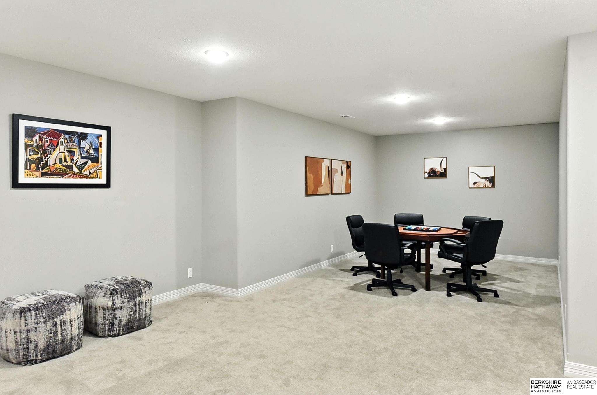 Omaha, Nebraska 68136, United States, 3 Bedrooms Bedrooms, ,3 BathroomsBathrooms,Residential,Active,248059