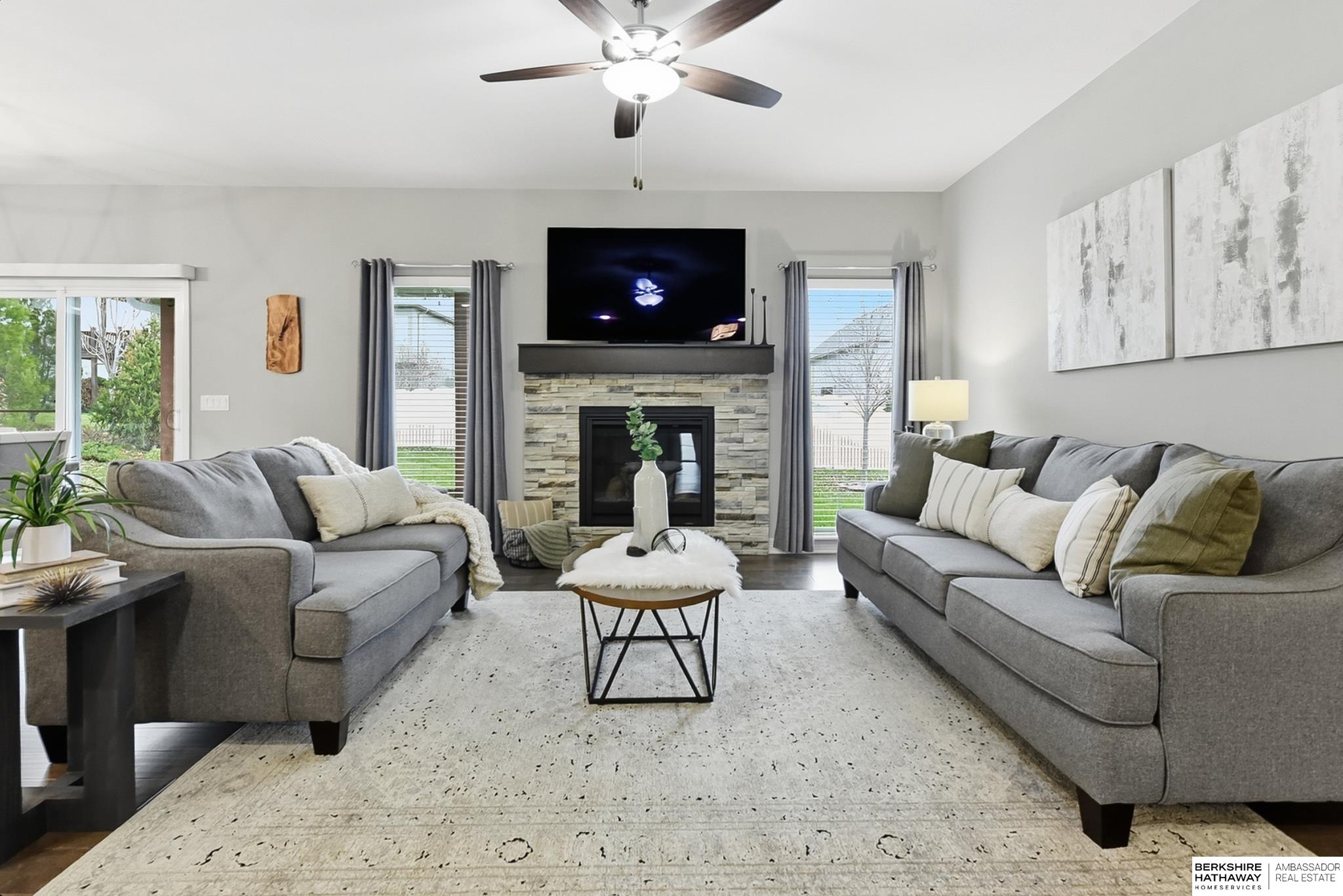 Omaha, Nebraska 68136, United States, 3 Bedrooms Bedrooms, ,3 BathroomsBathrooms,Residential,Active,248059