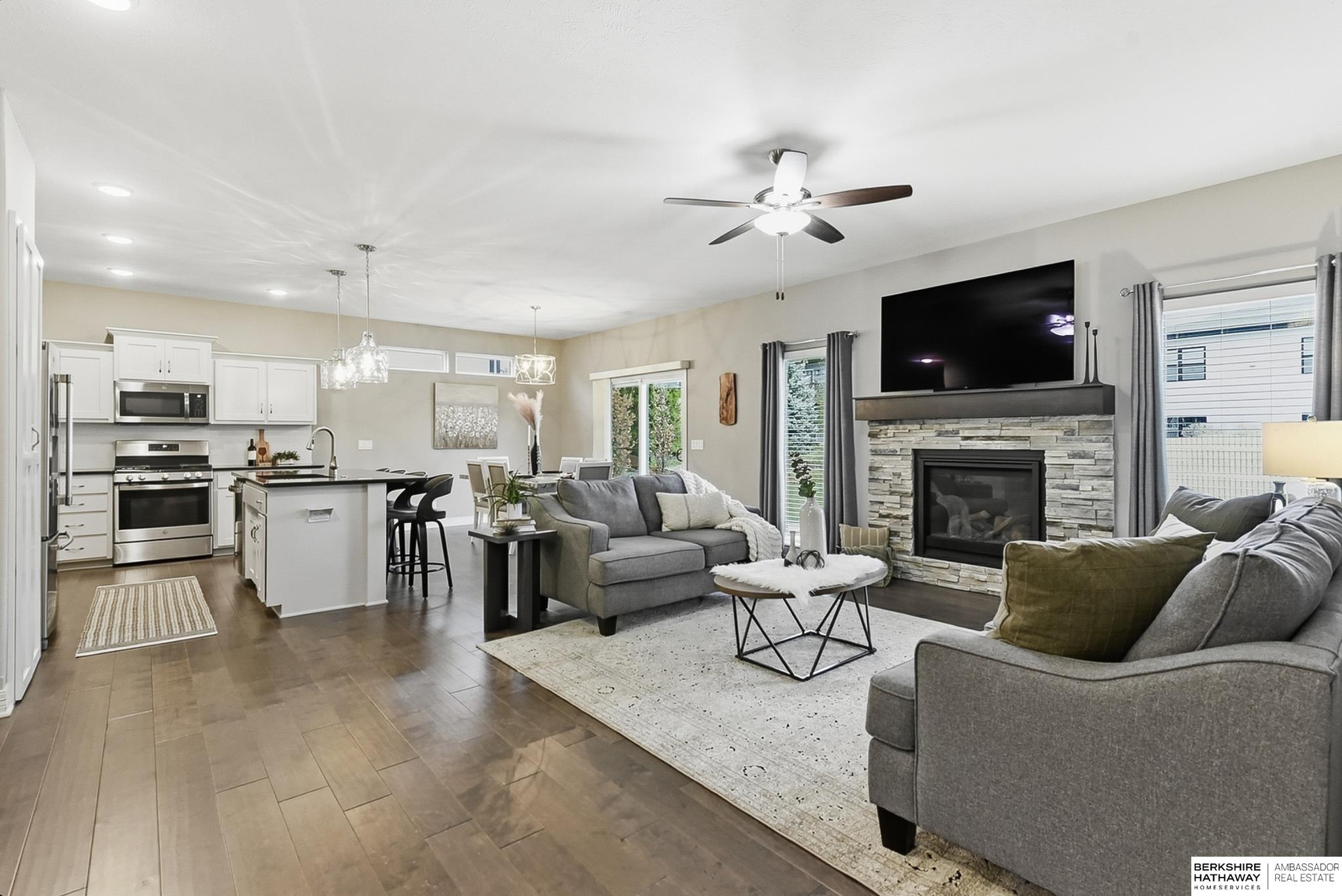 Omaha, Nebraska 68136, United States, 3 Bedrooms Bedrooms, ,3 BathroomsBathrooms,Residential,Active,248059