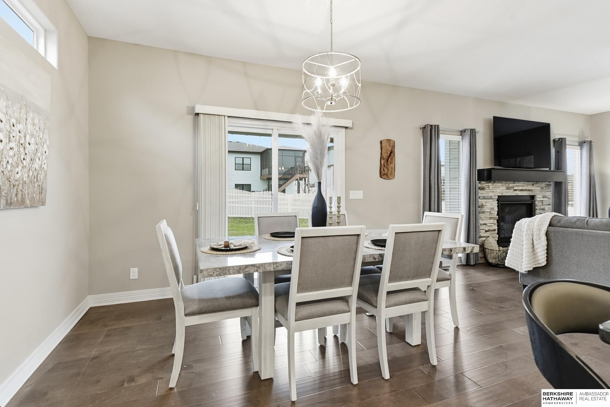 Omaha, Nebraska 68136, United States, 3 Bedrooms Bedrooms, ,3 BathroomsBathrooms,Residential,Active,248059