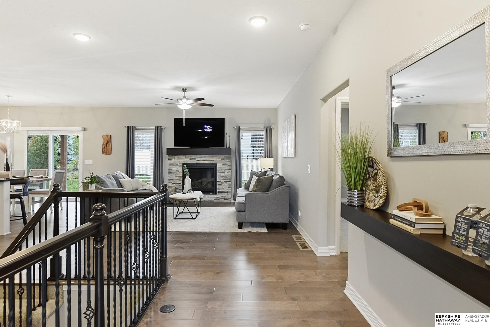 Omaha, Nebraska 68136, United States, 3 Bedrooms Bedrooms, ,3 BathroomsBathrooms,Residential,Active,248059