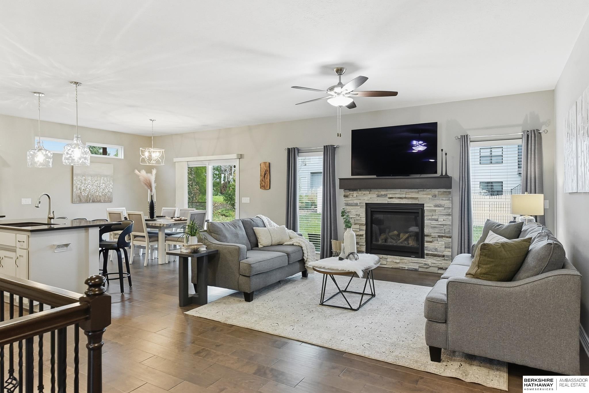 Omaha, Nebraska 68136, United States, 3 Bedrooms Bedrooms, ,3 BathroomsBathrooms,Residential,Active,248059