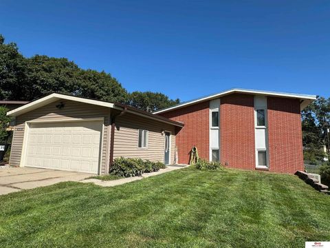 Photo of 4210 Van Dorn Street, Lincoln, NE 68506 (MLS # 22535235)