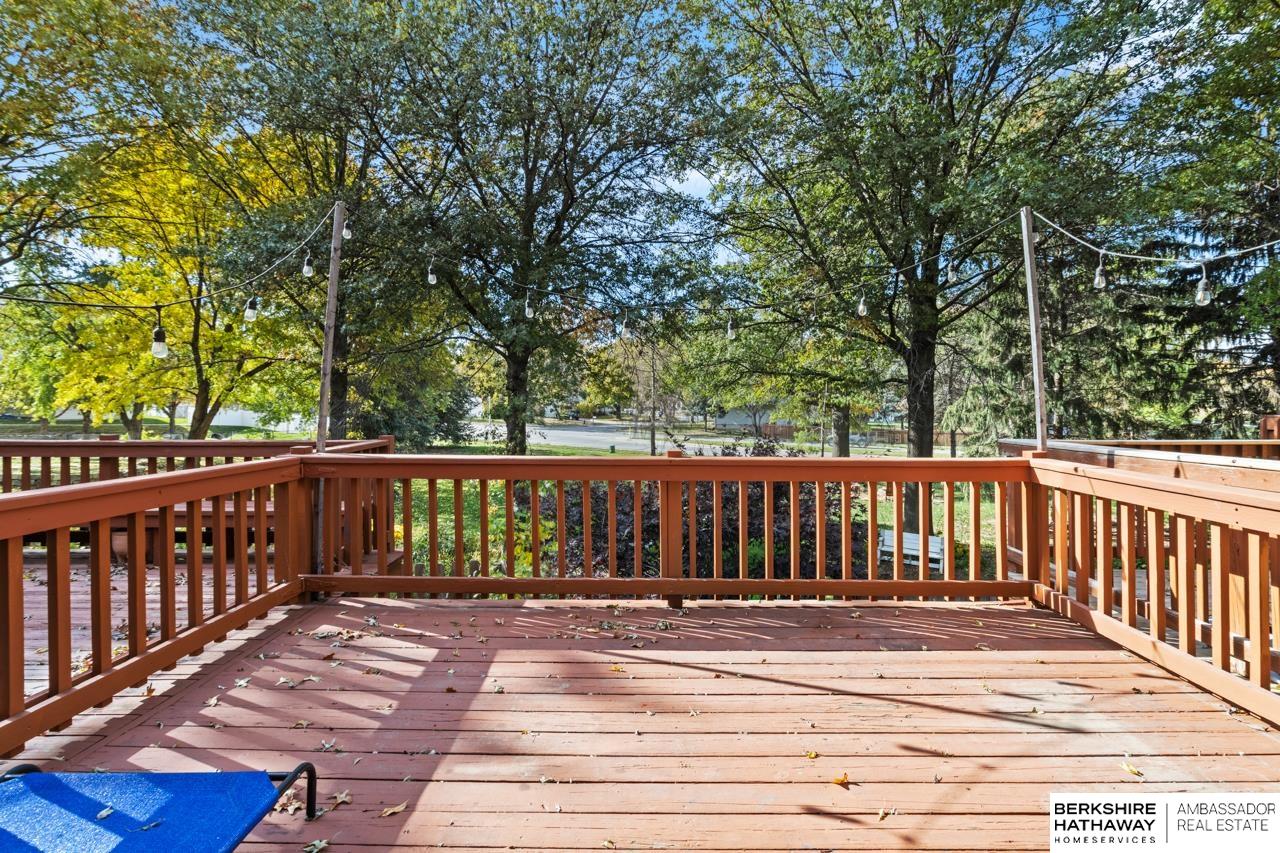 Lincoln, Nebraska 68512, United States, 3 Bedrooms Bedrooms, ,2 BathroomsBathrooms,Residential,Active,241555